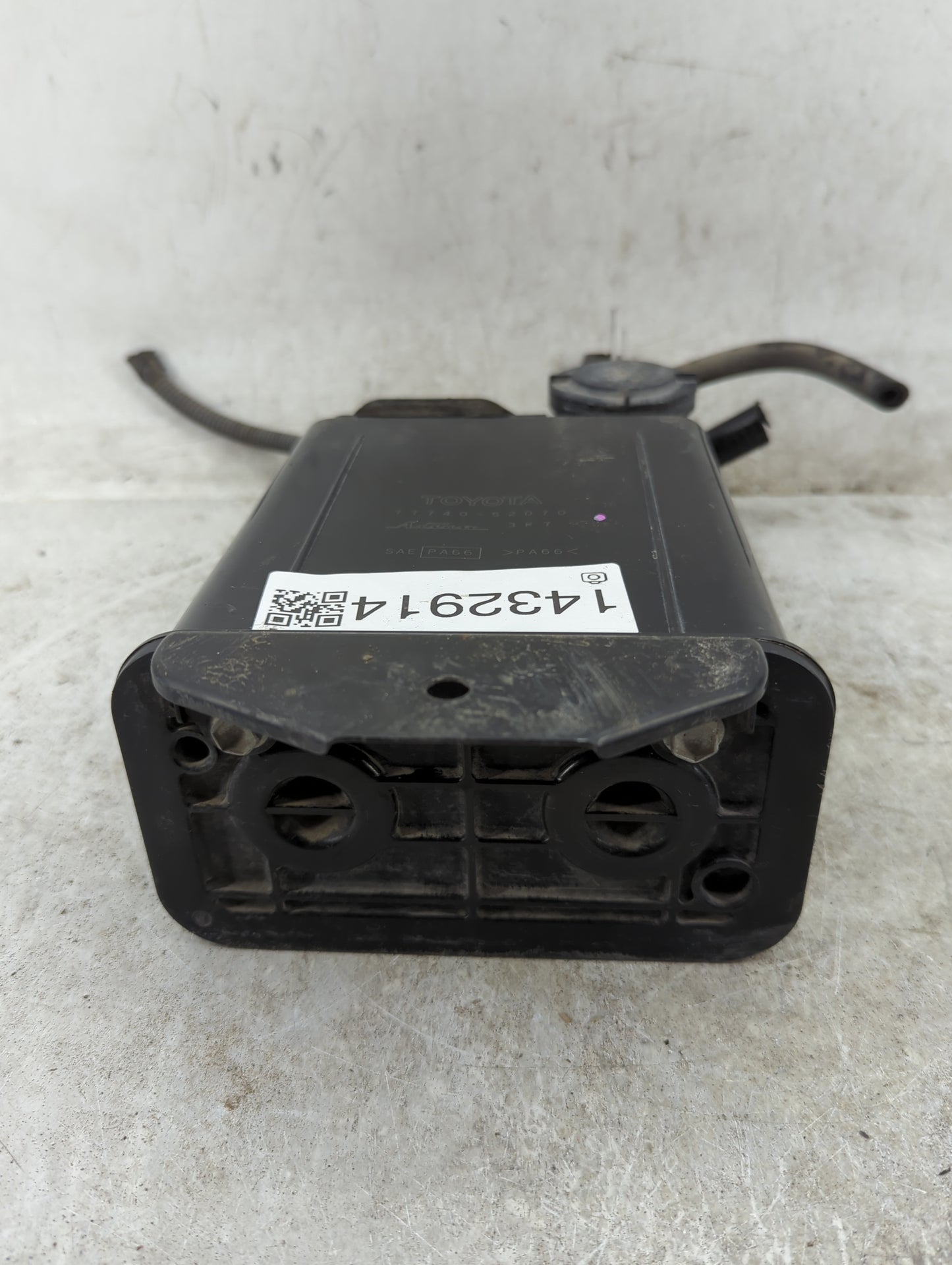 2004 Scion Xb Fuel Vapor Charcoal Canister - Oemusedautoparts1.com