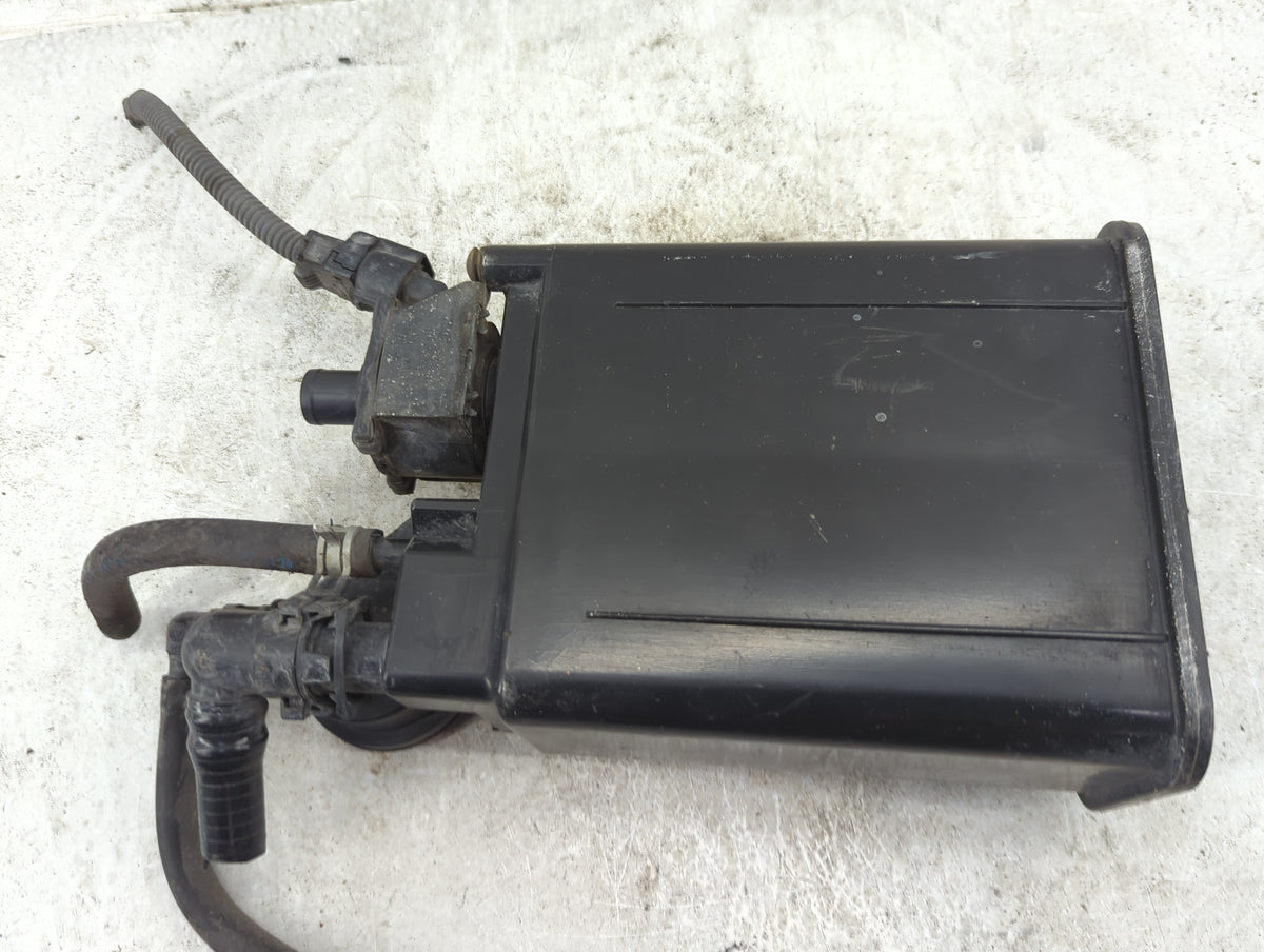 2004 Scion Xb Fuel Vapor Charcoal Canister - Oemusedautoparts1.com