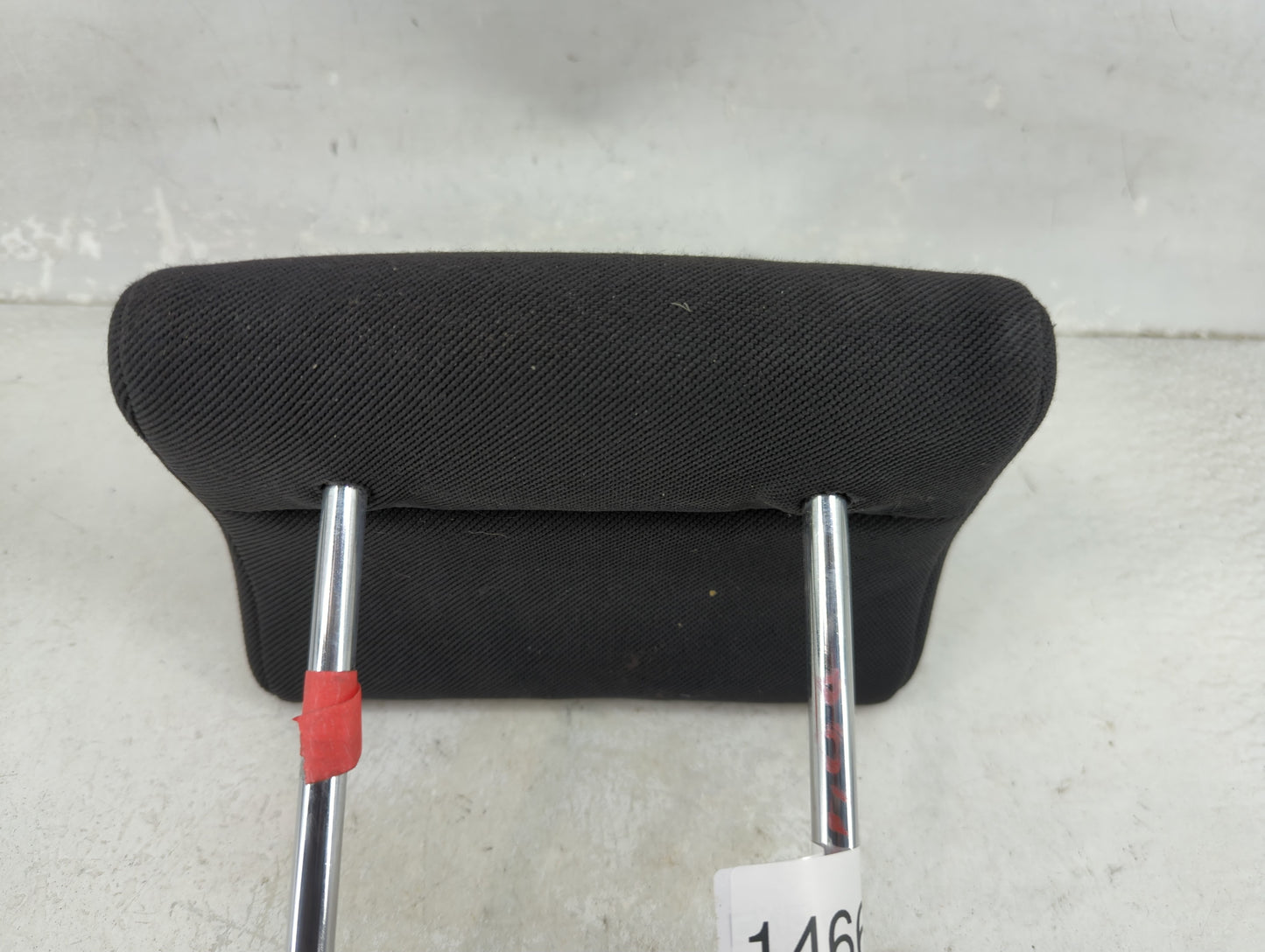 2004-2004 Scion Xb Headrest Head Rest Front Driver Seat Black 1466857 - Oemusedautoparts1.com