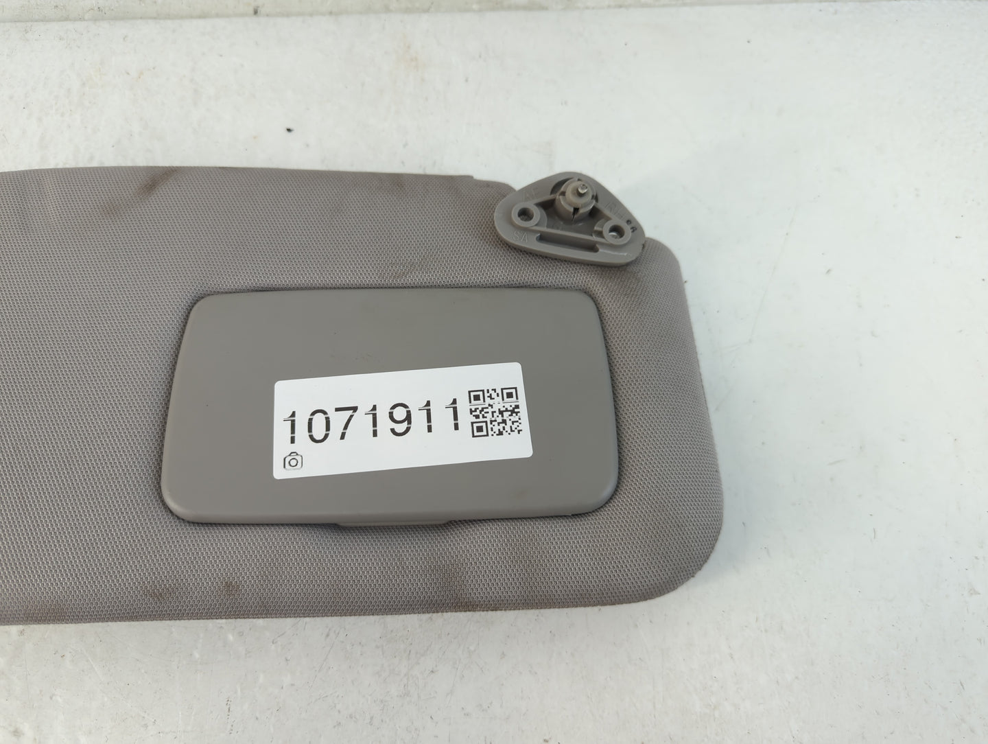 2003-2005 Subaru Forester Sun Visor Shade Replacement Passenger Right Mirror Fits Fits 2003 2004 2005 OEM Used Auto Parts - 
