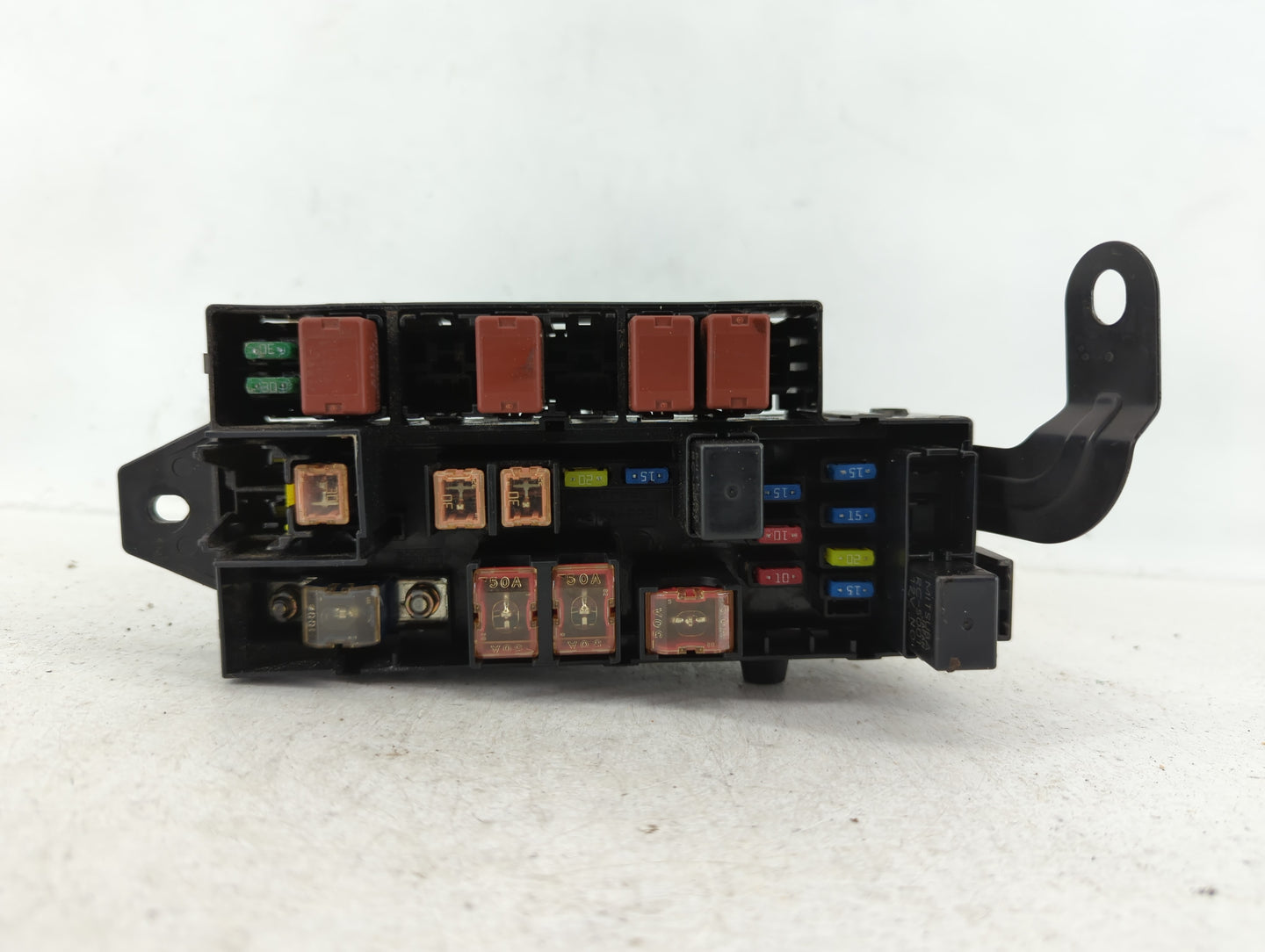 2004 Subaru Forester Fusebox Fuse Box Panel Relay Module P/N:82231SA200 86 Fits OEM Used Auto Parts - Oemusedautoparts1.com