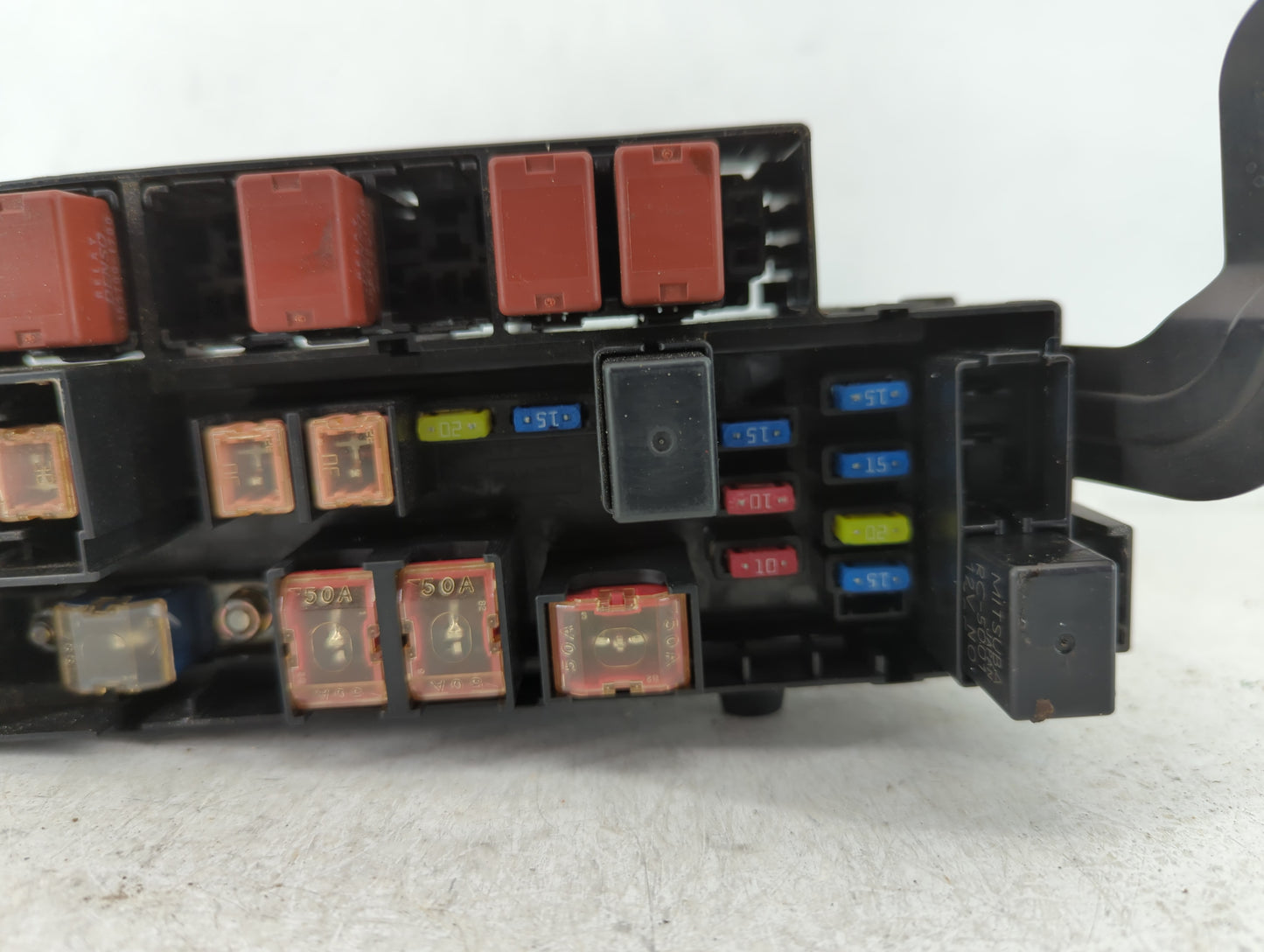 2004 Subaru Forester Fusebox Fuse Box Panel Relay Module P/N:82231SA200 86 Fits OEM Used Auto Parts - Oemusedautoparts1.com