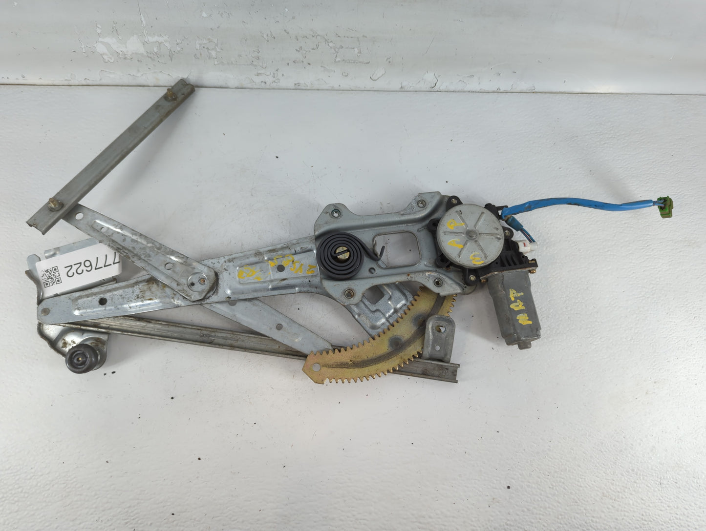 2004 Subaru Forester Window Regulator Passenger Front - Oemusedautoparts1.com
