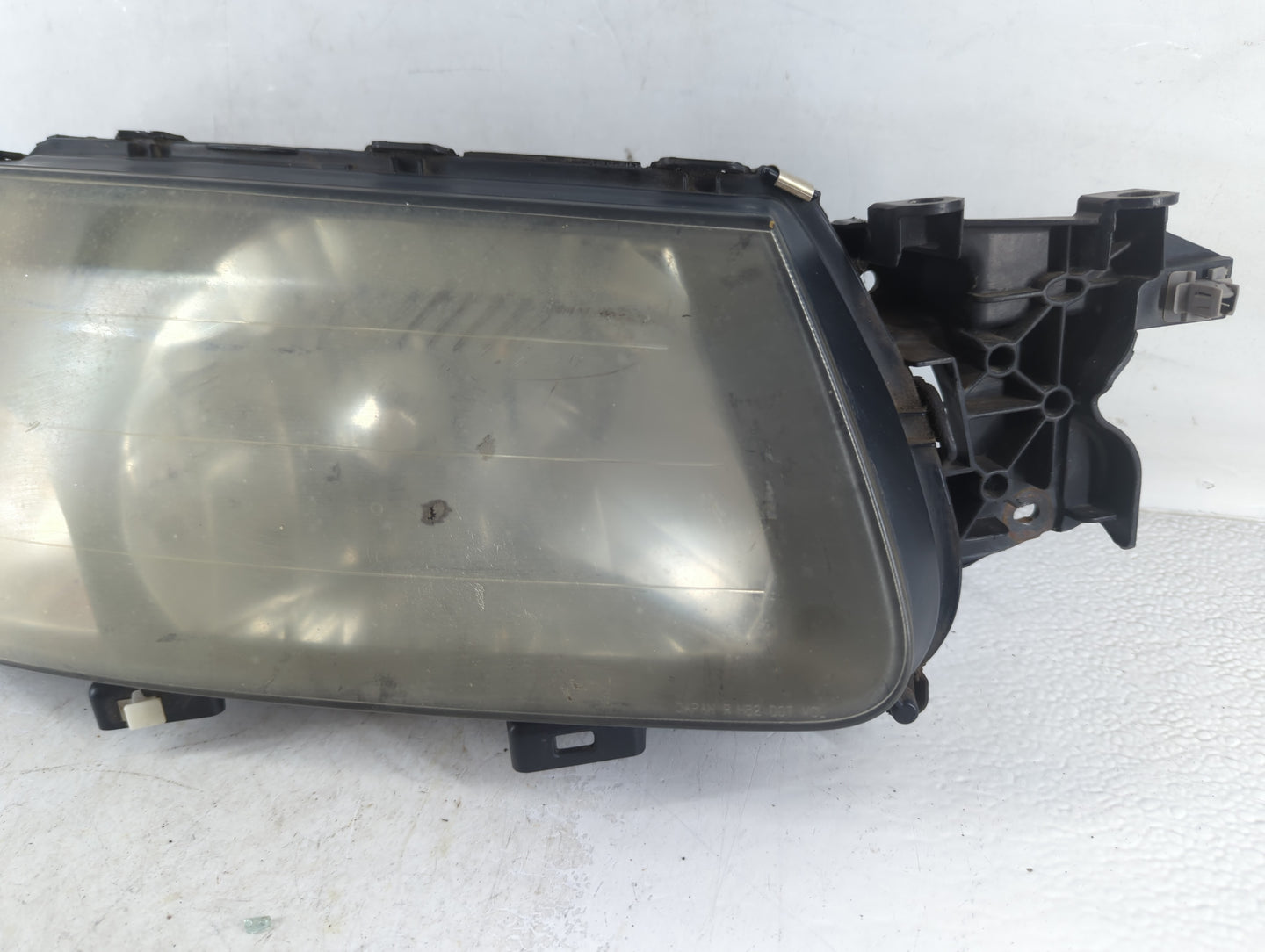 2004 Subaru Forester Passenger Right Oem Head Light Headlight Lamp - Oemusedautoparts1.com