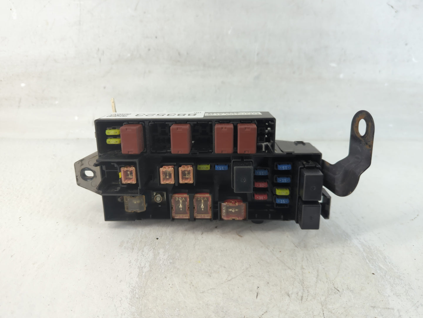 2004 Subaru Forester Fusebox Fuse Box Panel Relay Module Fits OEM Used Auto Parts - Oemusedautoparts1.com