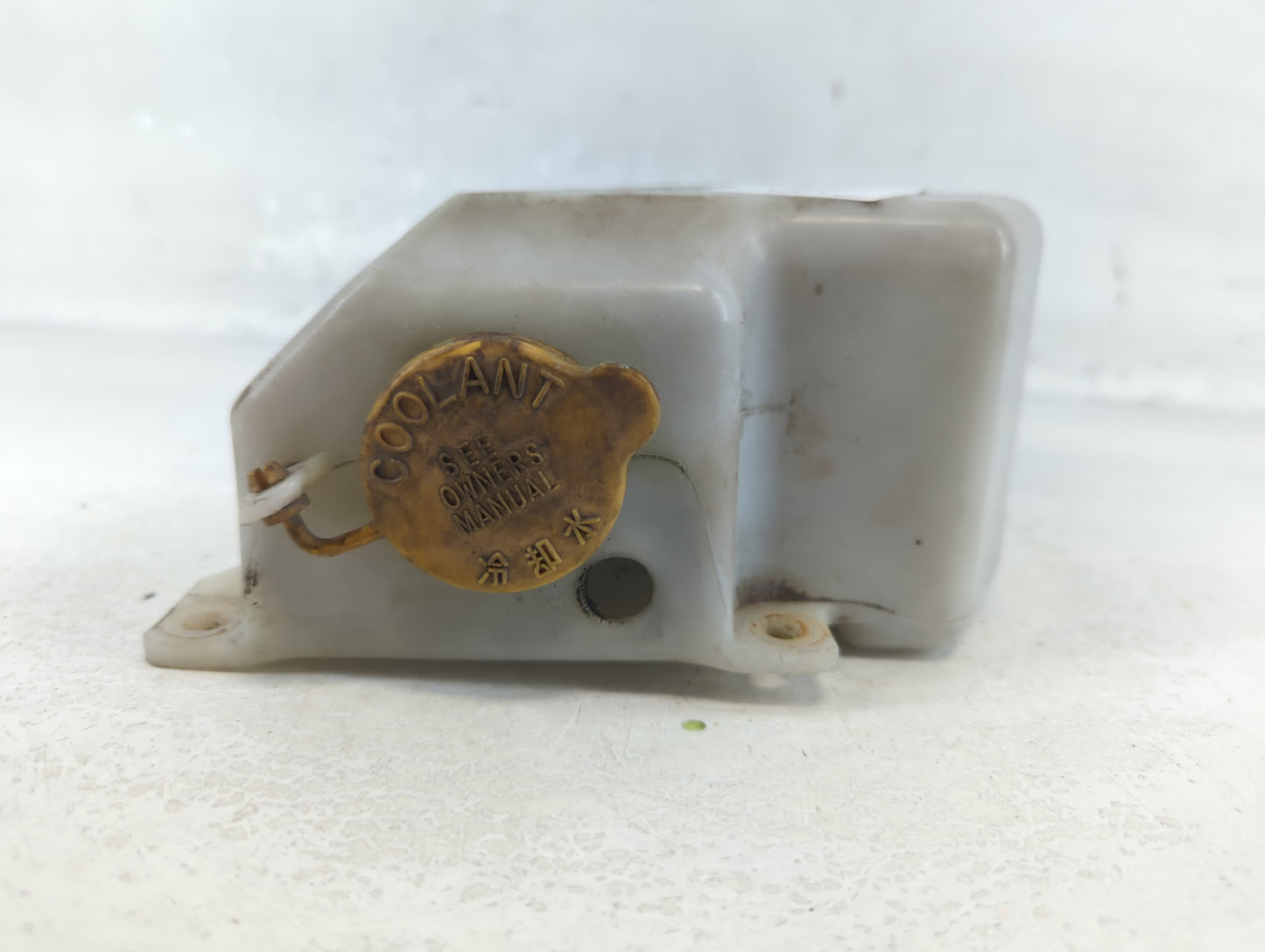 2003-2008 Subaru Forester Radiator Coolant Overflow Expansion Tank Bottle - Oemusedautoparts1.com