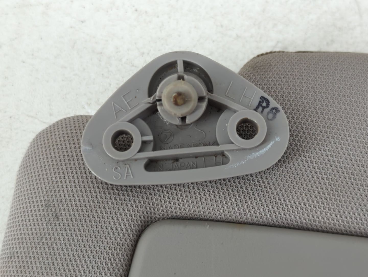 2003-2005 Subaru Forester Sun Visor Shade Replacement Driver Left Mirror Fits Fits 2003 2004 2005 OEM Used Auto Parts - Oemu