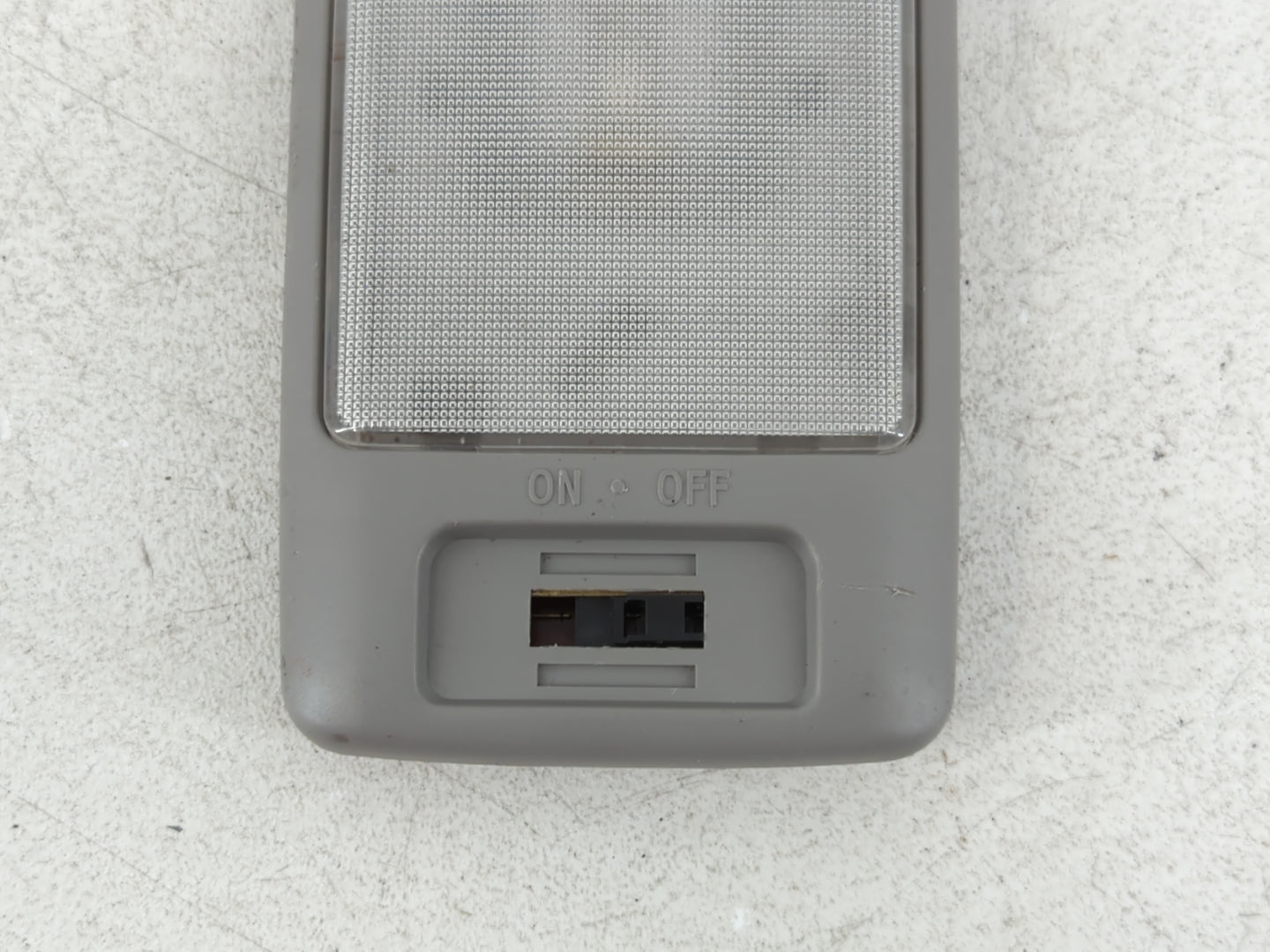 2004 Subaru Forester Rear Cargo Cover Storage Retractable Shade - Oemusedautoparts1.com