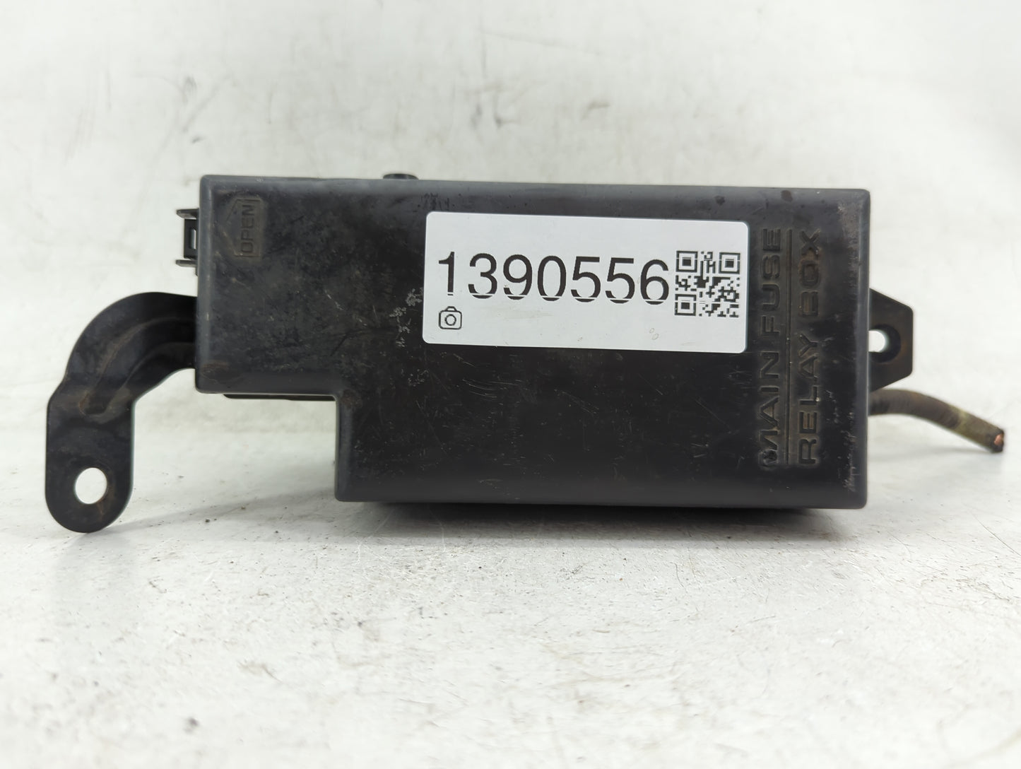 2003-2004 Subaru Impreza Fusebox Fuse Box Panel Relay Module P/N:82231FE000 Fits Fits 2003 2004 OEM Used Auto Parts - Oemuse