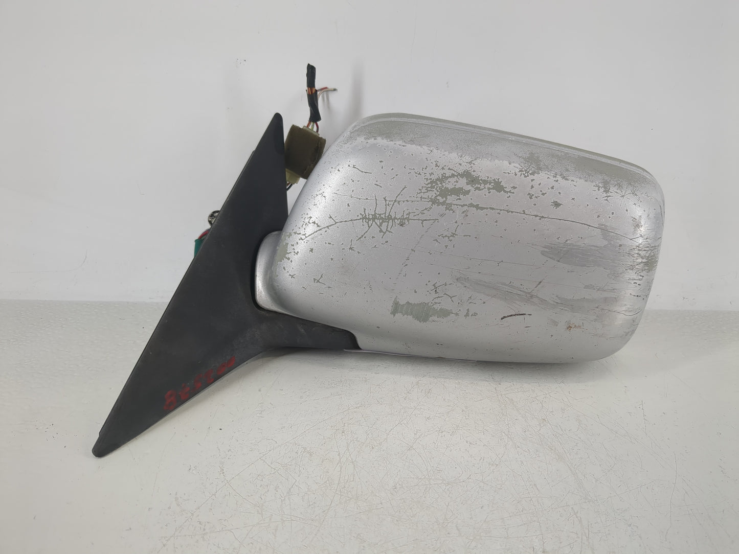 2000-2004 Subaru Legacy Driver Side View Mirror - Left Door Mirror OEM Used - Oemusedautoparts1.com