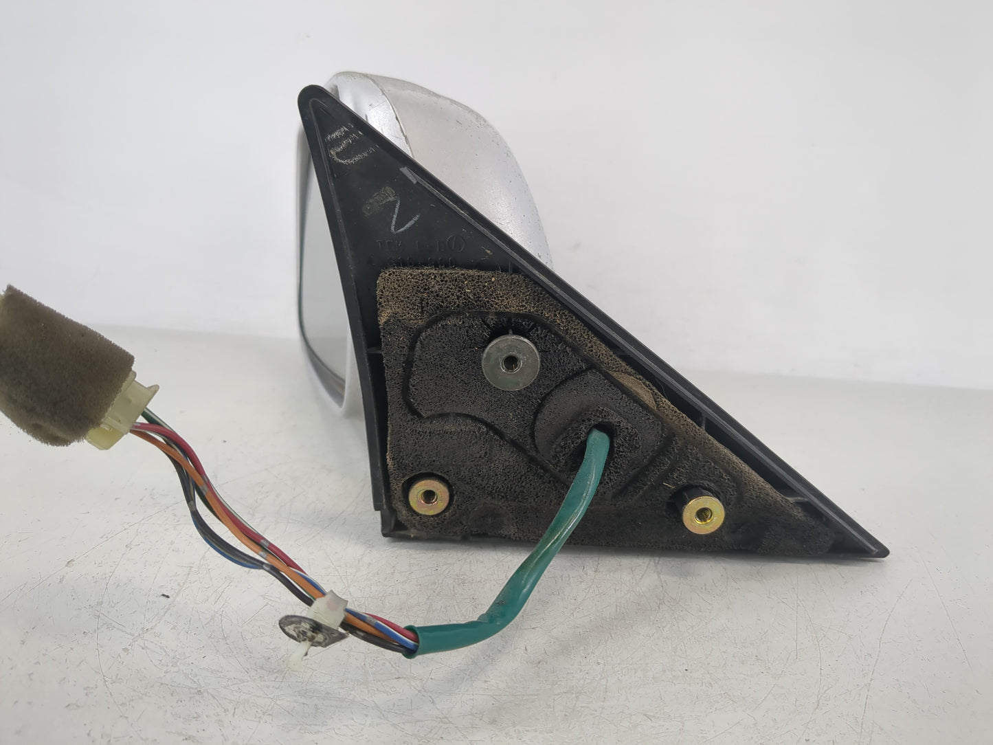 2000-2004 Subaru Legacy Driver Side View Mirror - Left Door Mirror OEM Used - Oemusedautoparts1.com