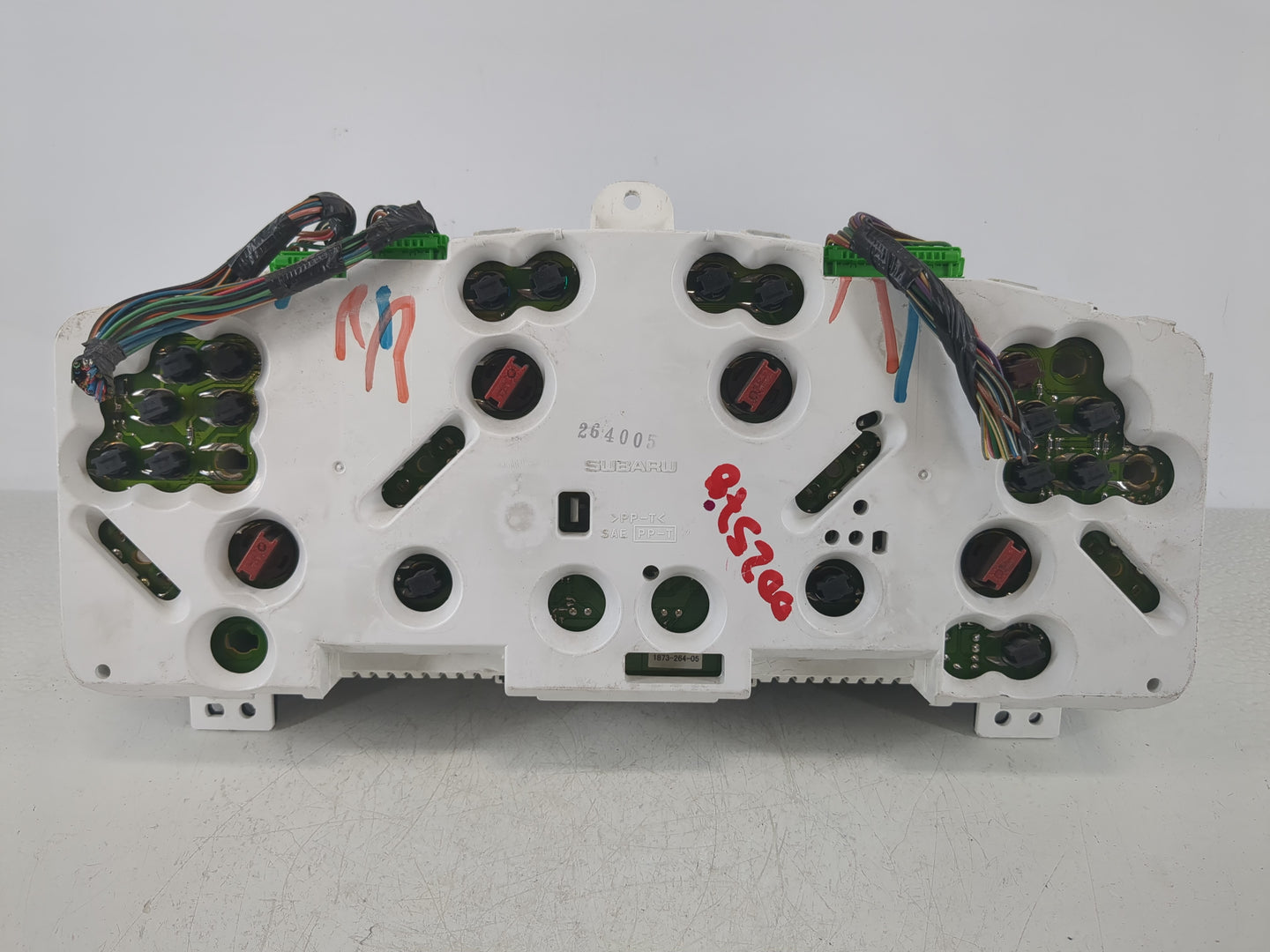 2004 Subaru Legacy Instrument Cluster Speedometer Gauges P/N:264005 Fits OEM Used Auto Parts - Oemusedautoparts1.com