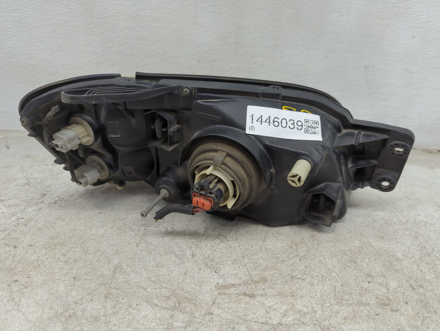 2000-2004 Subaru Legacy Driver Left Oem Head Light Headlight Lamp - Oemusedautoparts1.com
