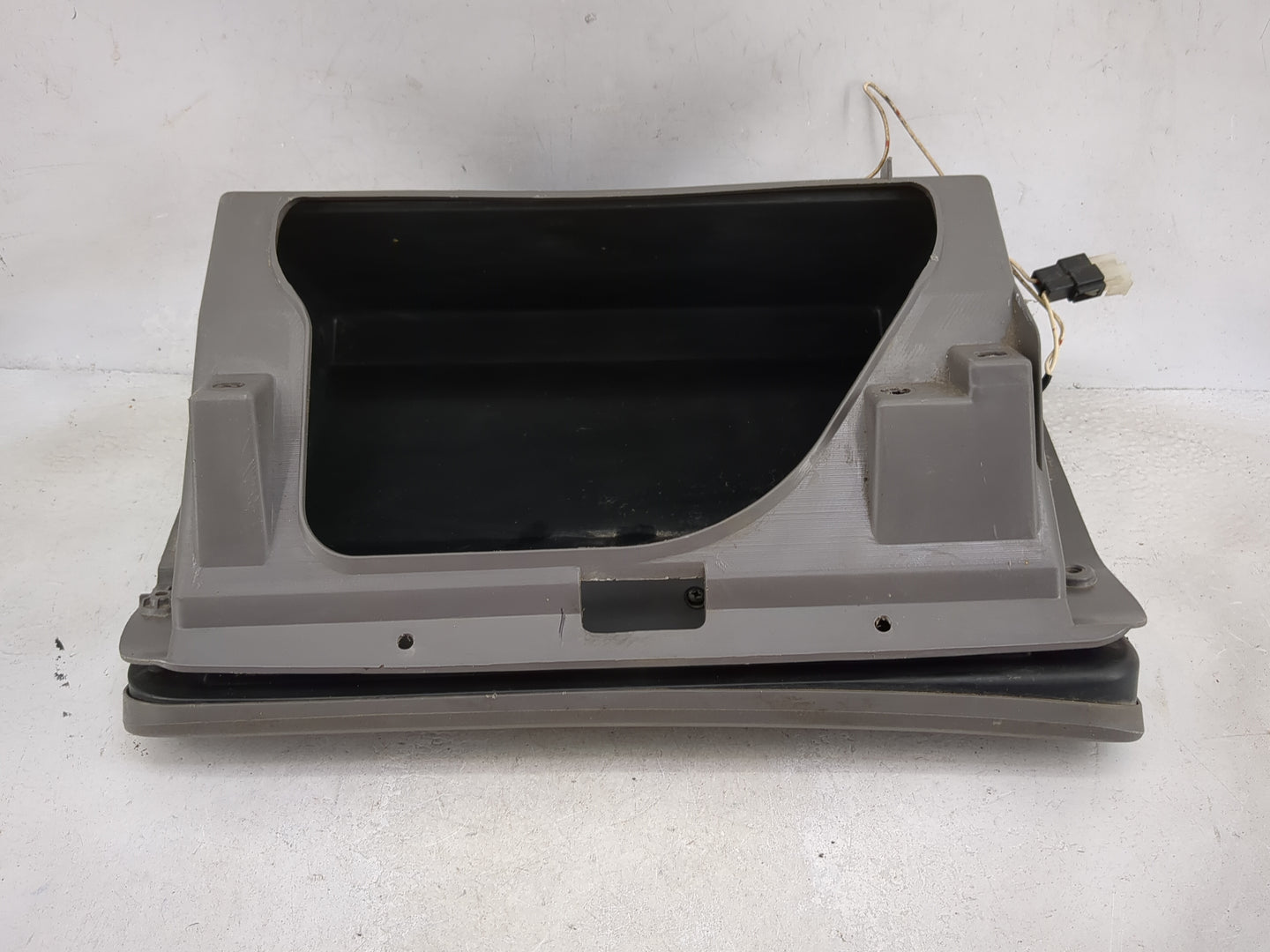 2004 Subaru Legacy Passenger Glove Box Door Storage Compartment Gray - Oemusedautoparts1.com