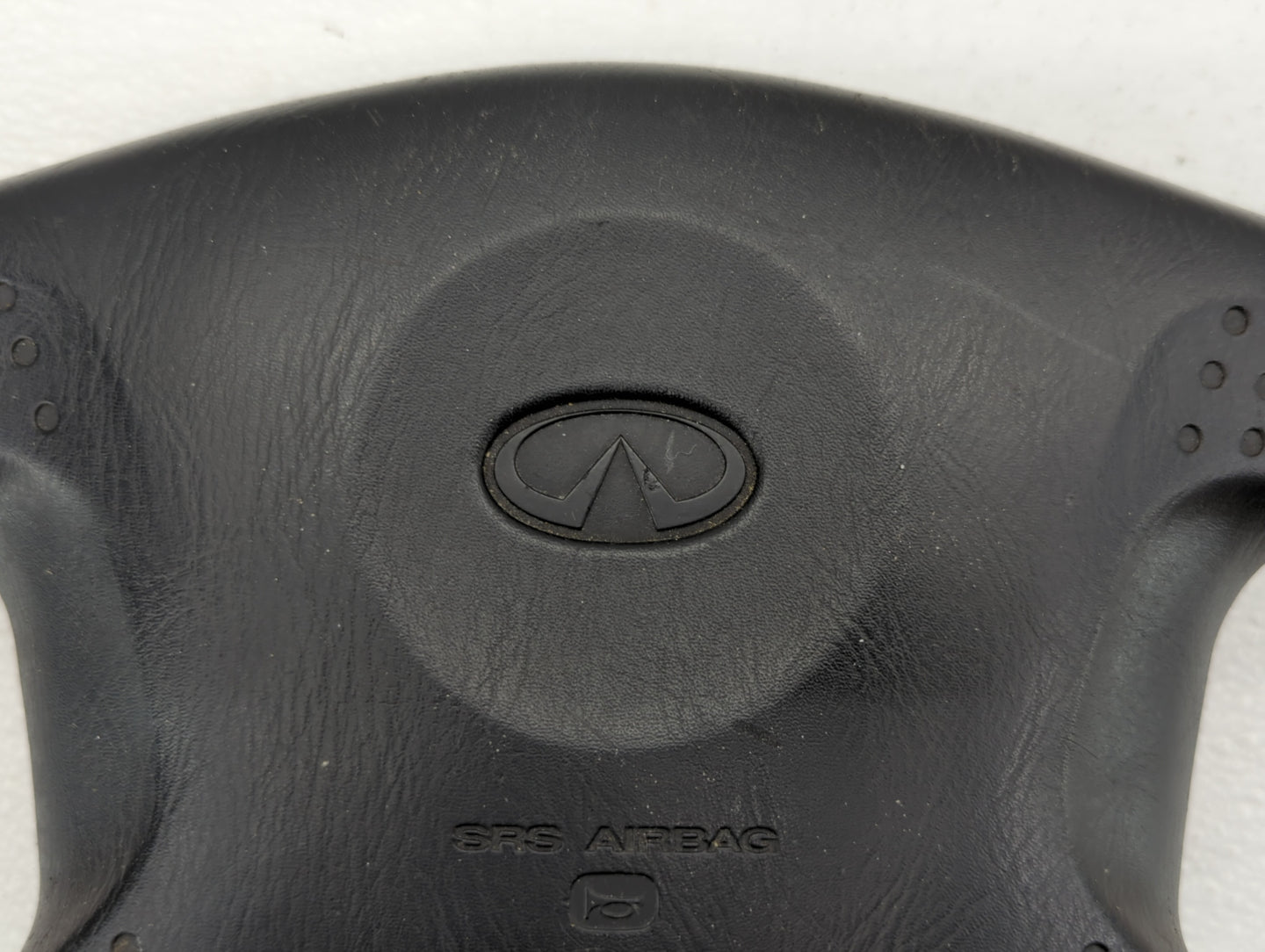 2000-2004 Subaru Legacy Air Bag Driver Left Steering Wheel Mounted Fits Fits 2000 2001 2002 2003 2004 2005 2006 OEM Used Aut