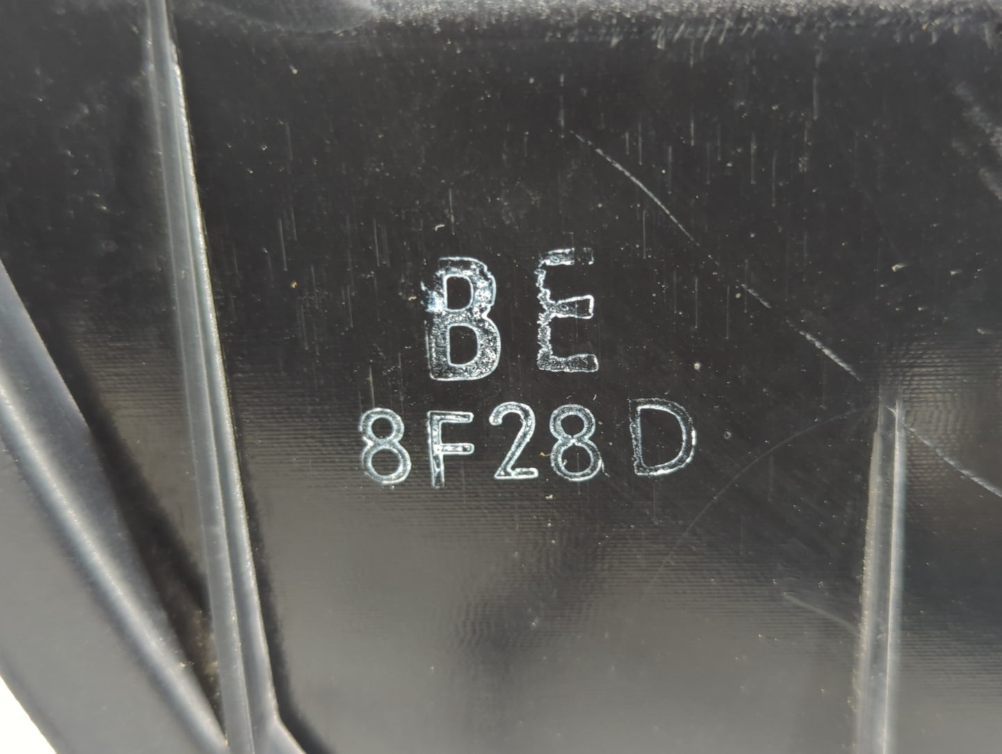 2000-2004 Subaru Legacy Driver Left Oem Head Light Headlight Lamp - Oemusedautoparts1.com