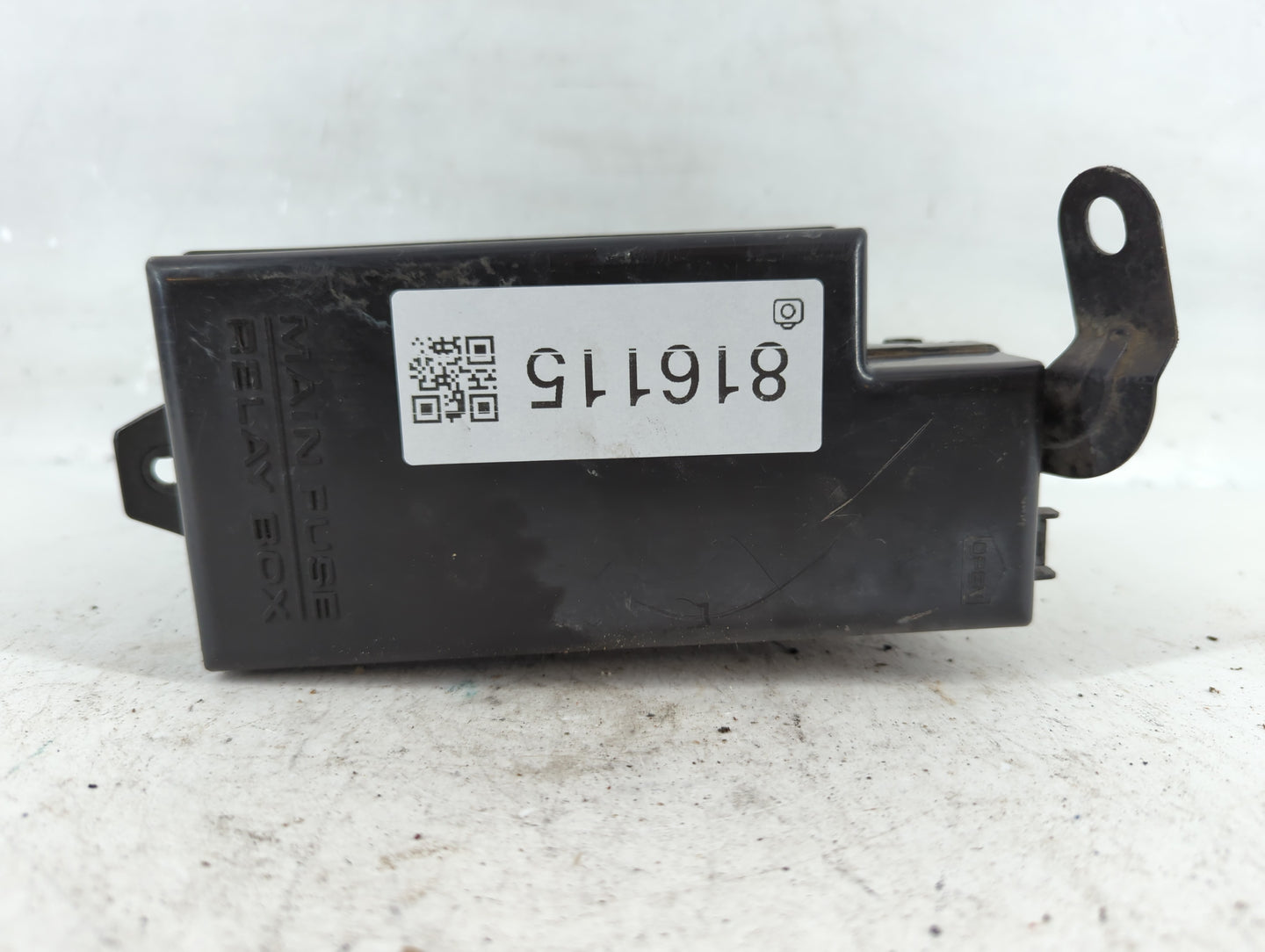 2002-2005 Subaru Legacy Fusebox Fuse Box Panel Relay Module P/N:82231AE09B Fits Fits 2002 2003 2004 2005 OEM Used Auto Parts