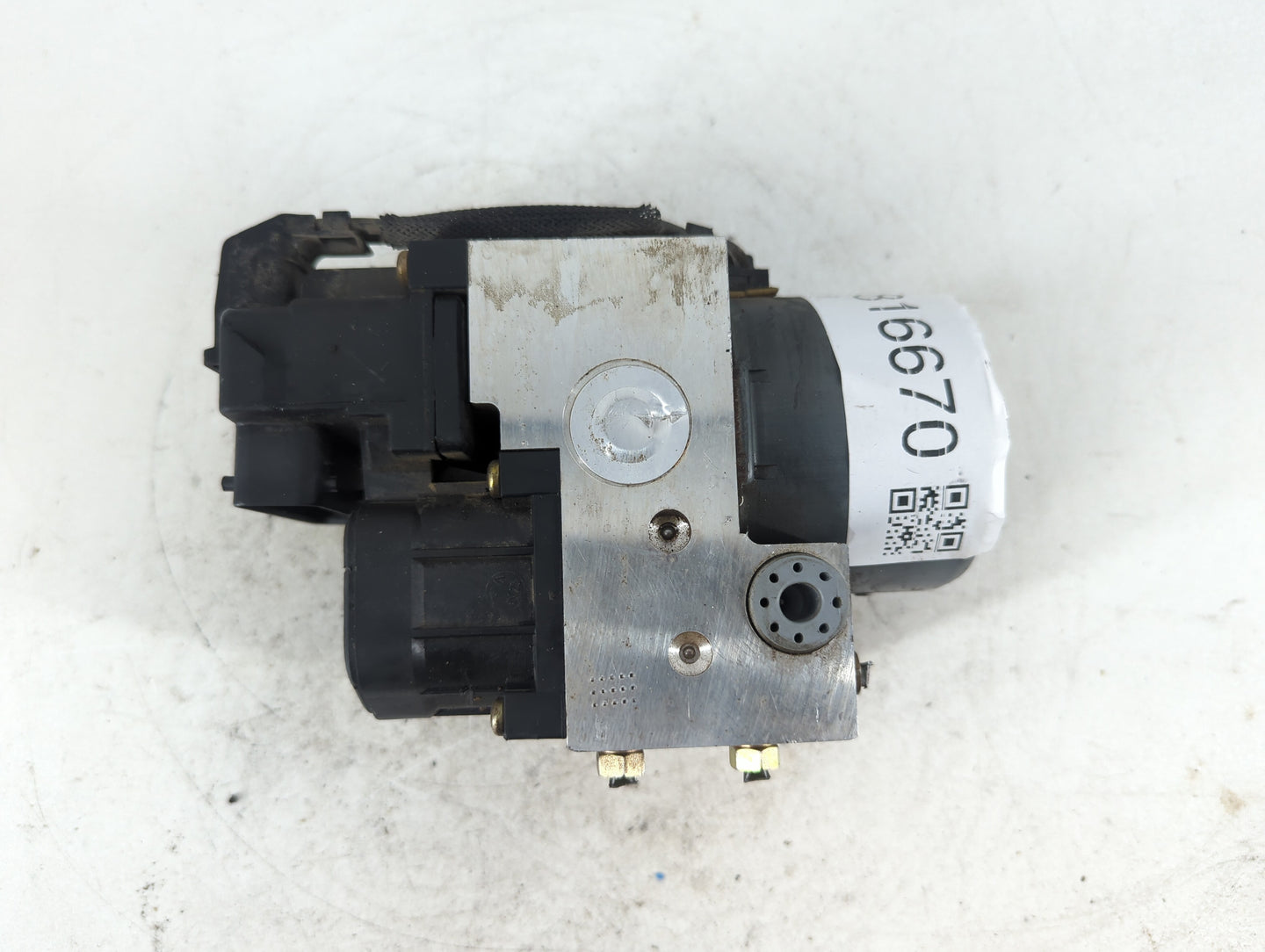 2002-2004 Subaru Legacy ABS Pump Control Module Replacement P/N:27534AE06B Fits Fits 2002 2003 2004 2005 2006 OEM Used Auto 