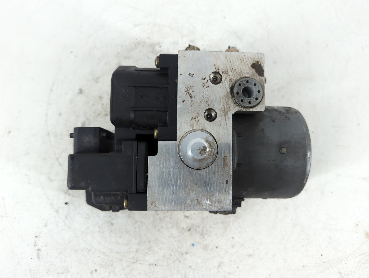 2002-2004 Subaru Legacy ABS Pump Control Module Replacement P/N:27534AE06B Fits Fits 2002 2003 2004 2005 2006 OEM Used Auto 