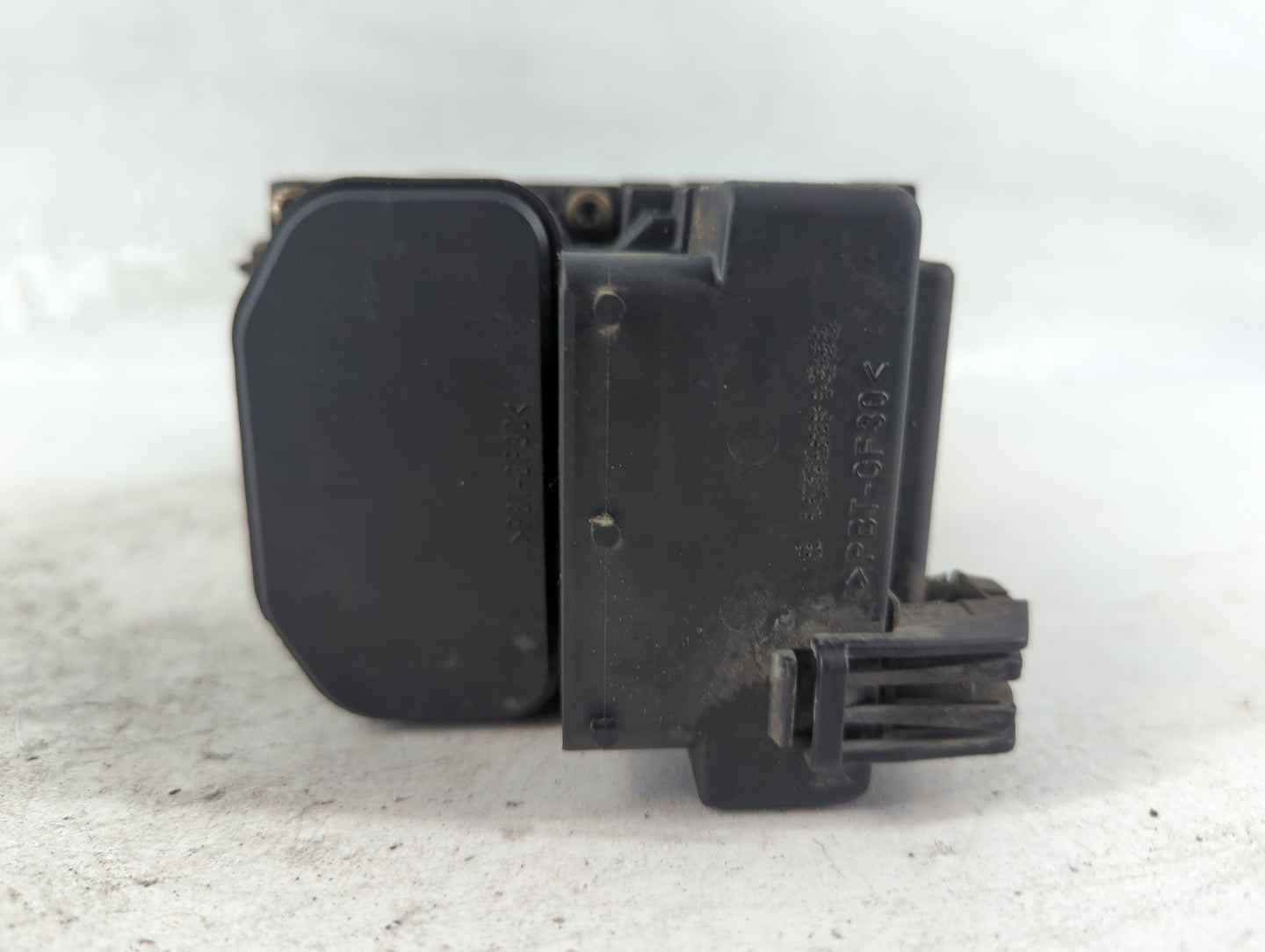 2002-2004 Subaru Legacy ABS Pump Control Module Replacement P/N:27534AE06B Fits Fits 2002 2003 2004 2005 2006 OEM Used Auto 