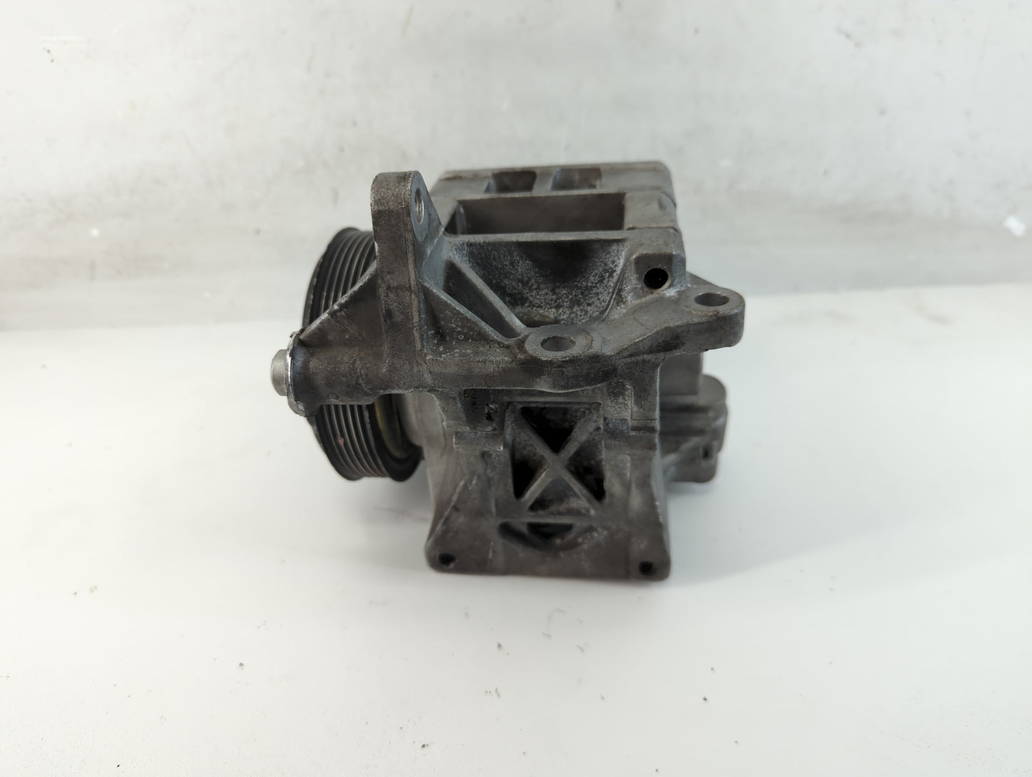 2004 Subaru Legacy Air Conditioning A/c Ac Compressor Oem - Oemusedautoparts1.com