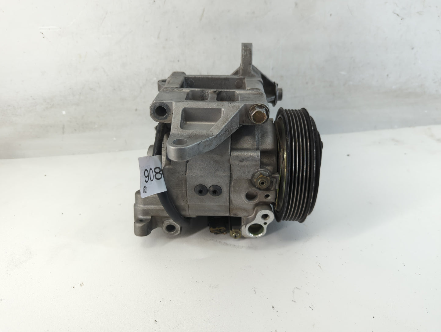 2004 Subaru Legacy Air Conditioning A/c Ac Compressor Oem - Oemusedautoparts1.com