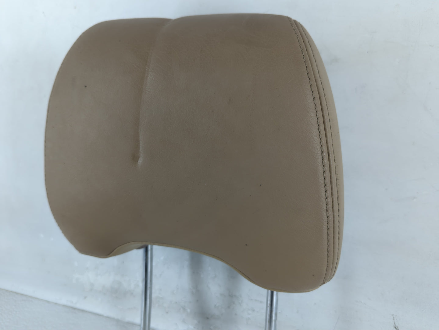 2004 Subaru Outback Headrest Head Rest Front Driver Passenger Seat Fits OEM Used Auto Parts - Oemusedautoparts1.com