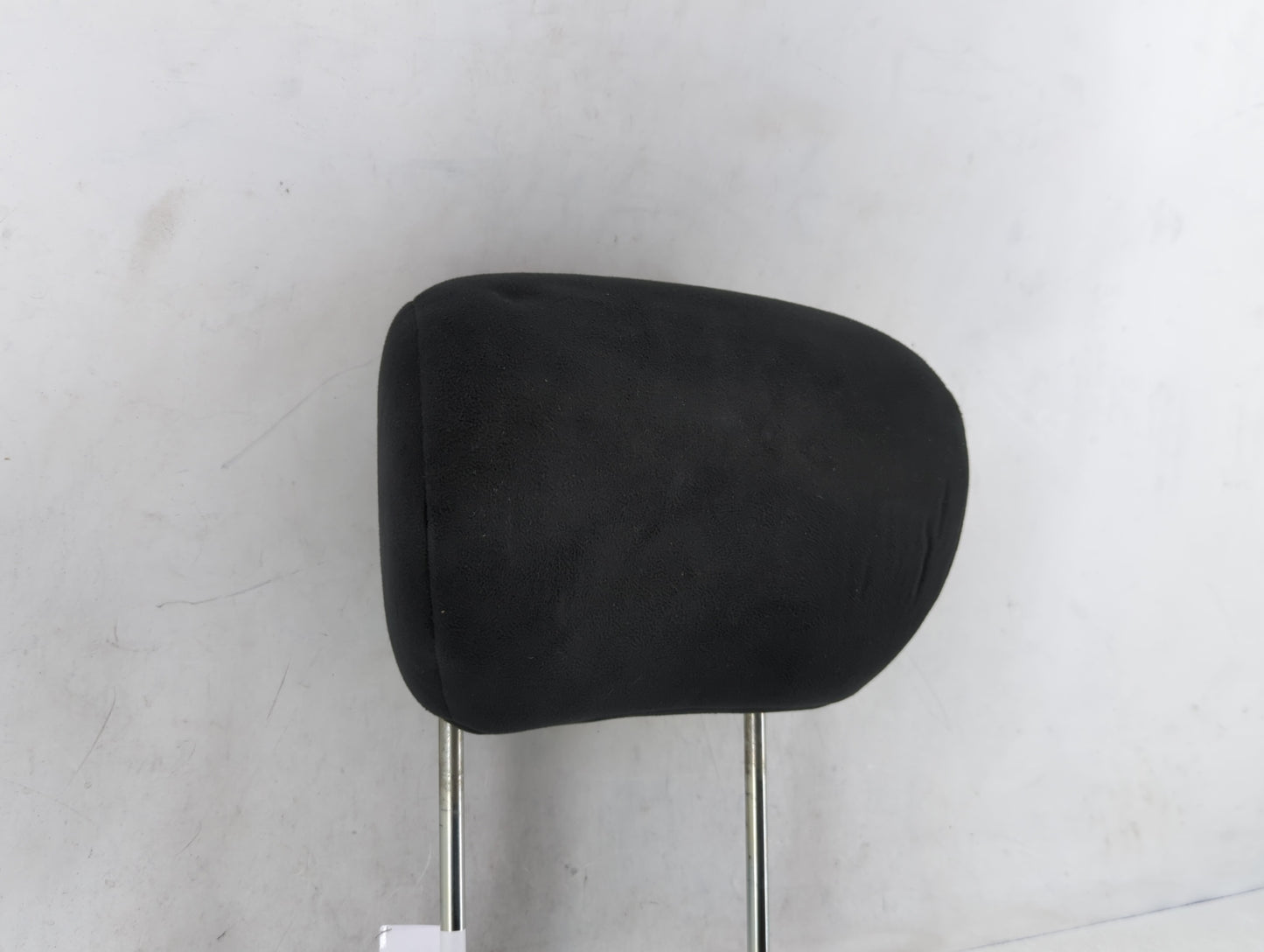 2004 Suzuki Aerio Headrest Head Rest Front Driver Passenger Seat Fits OEM Used Auto Parts - Oemusedautoparts1.com