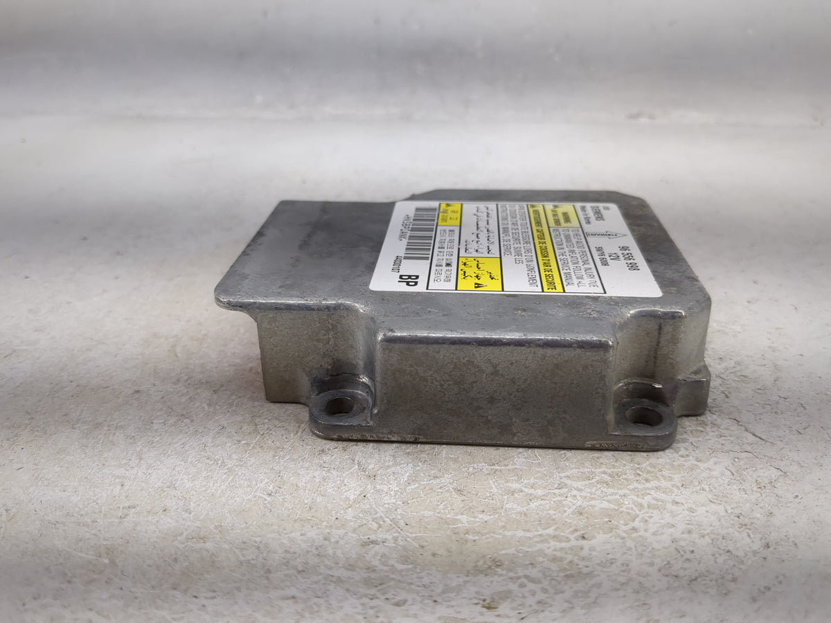 2004-2004 Suzuki Forenza Safety Restraint Srs Airbag Control Module - Oemusedautoparts1.com