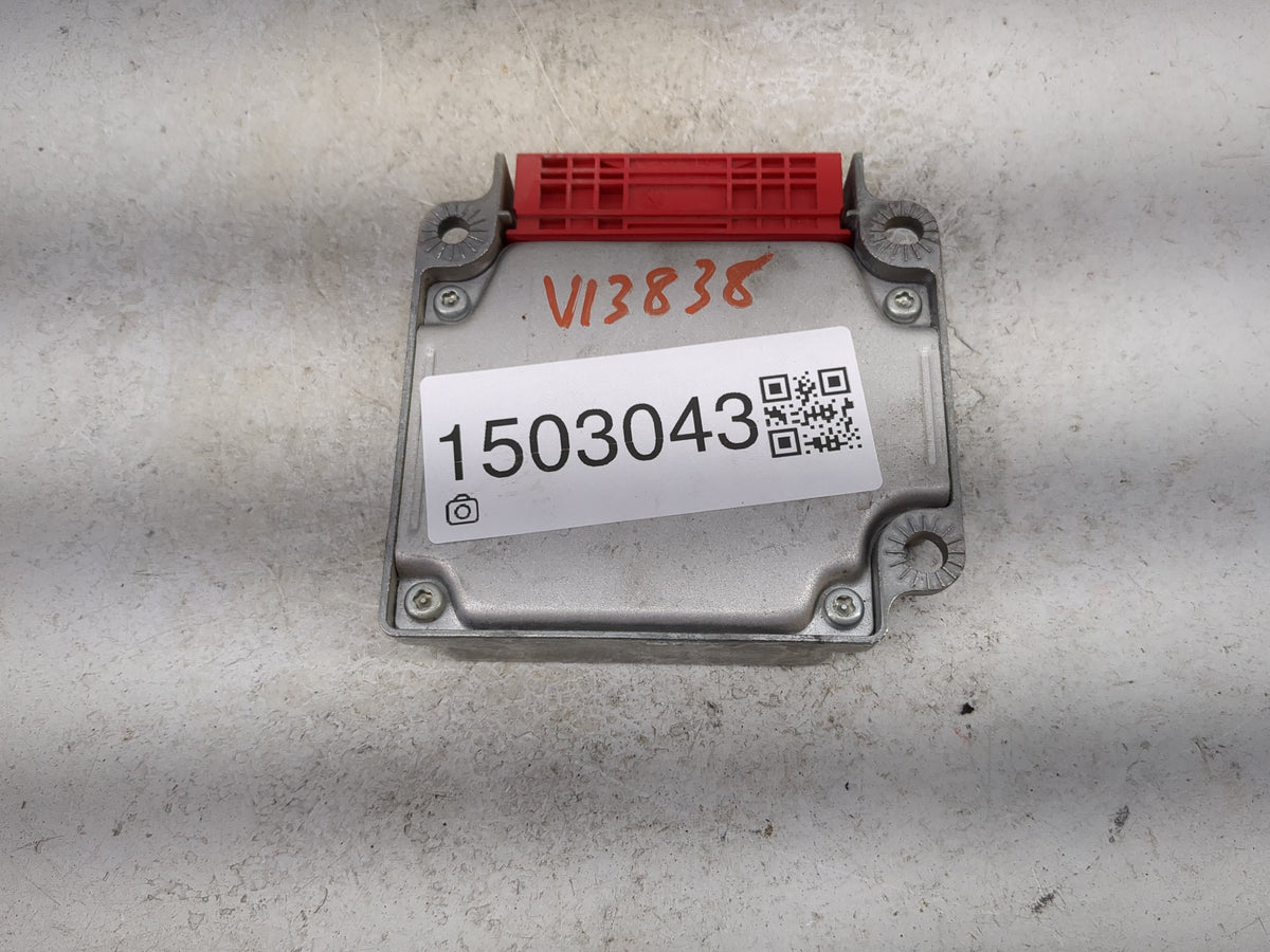 2004-2004 Suzuki Forenza Safety Restraint Srs Airbag Control Module - Oemusedautoparts1.com