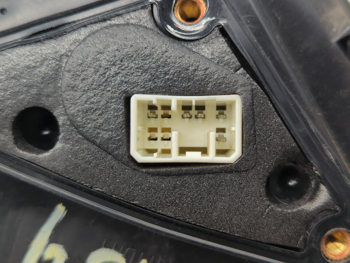 2004-2008 Suzuki Forenza Passenger Side View Mirror - Right Door Mirror OEM Used - Oemusedautoparts1.com