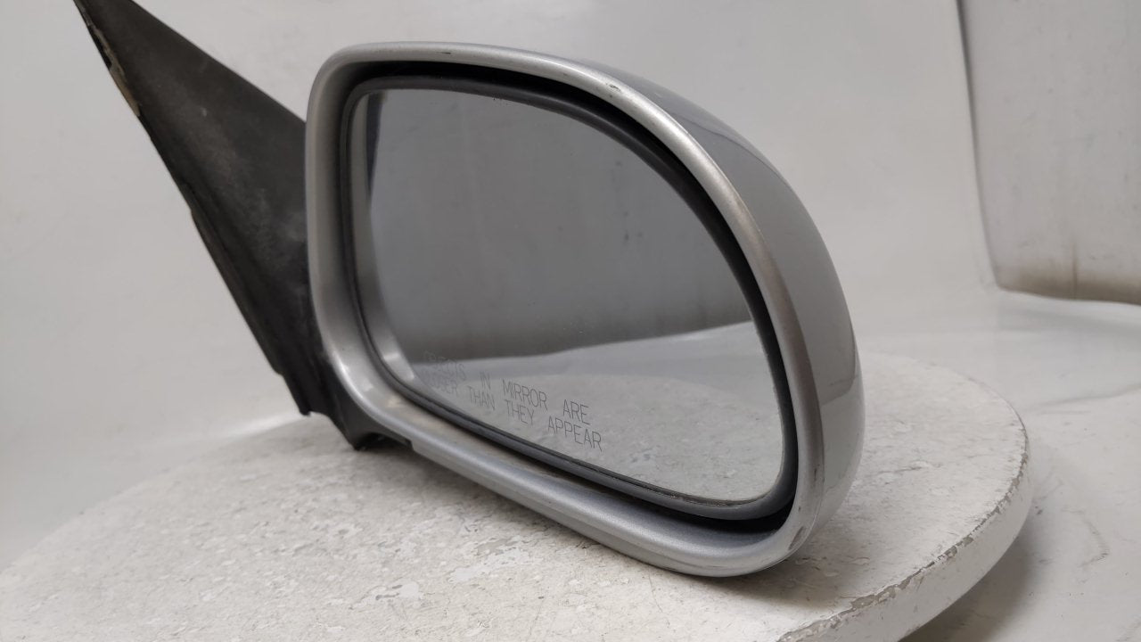 2004-2008 Suzuki Forenza Passenger Side View Mirror - Right Door Mirror OEM Used - Oemusedautoparts1.com