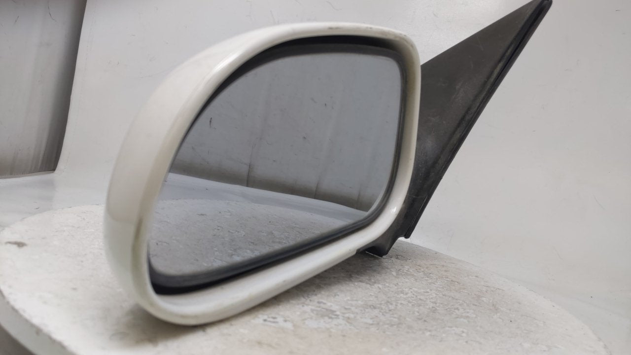 2004-2008 Suzuki Forenza Driver Side View Mirror - Left Door Mirror OEM Used - Oemusedautoparts1.com