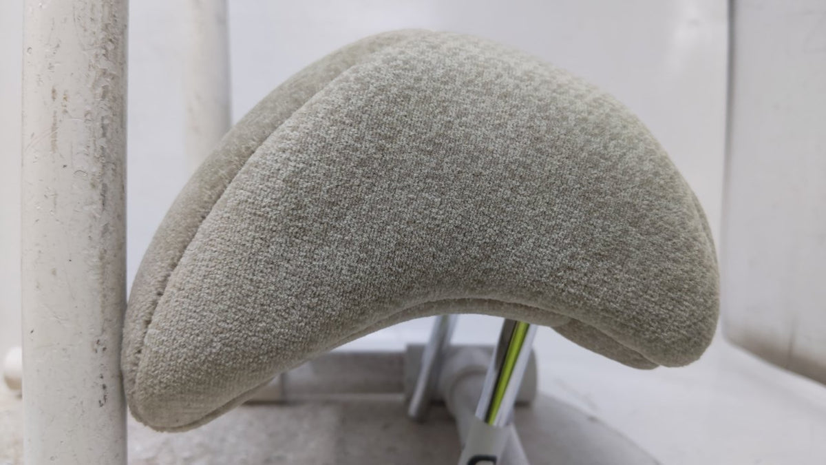 2004 Suzuki Forenza Headrest Head Rest Rear Center Seat Gray 42807 - Oemusedautoparts1.com