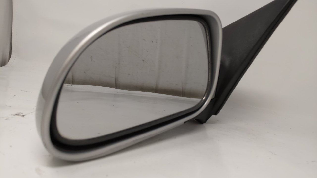 2005-2008 Suzuki Reno Driver Side View Mirror - Left Door Mirror OEM Used - Oemusedautoparts1.com