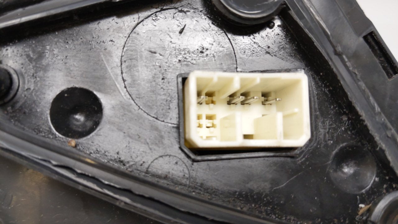 2005-2008 Suzuki Reno Passenger Side View Mirror - Right Door Mirror OEM Used - Oemusedautoparts1.com