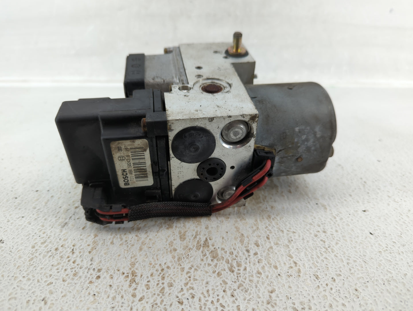 2004 Suzuki Reno ABS Pump Control Module Replacement Fits OEM Used Auto Parts - Oemusedautoparts1.com