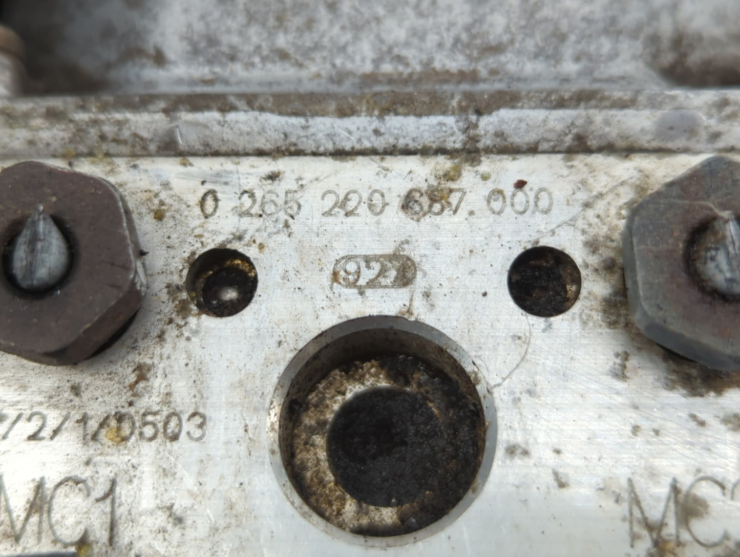 2004 Suzuki Reno ABS Pump Control Module Replacement Fits OEM Used Auto Parts - Oemusedautoparts1.com