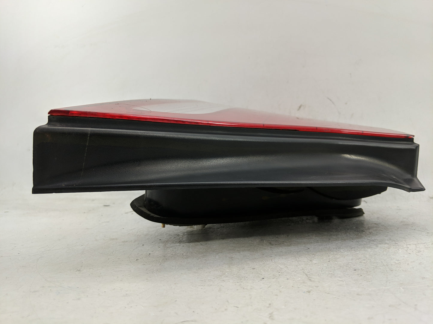 2004-2006 Suzuki Verona Tail Light Assembly Driver Left OEM Fits Fits 2004 2005 2006 OEM Used Auto Parts - Oemusedautoparts1