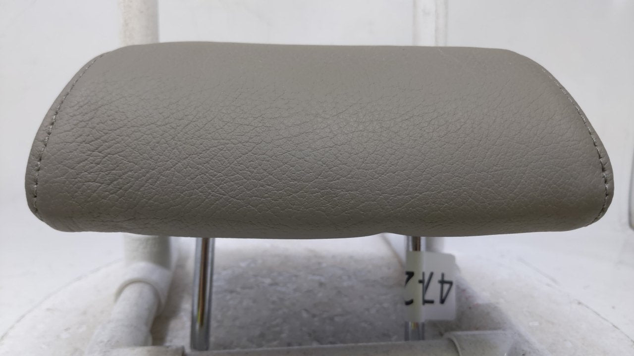 2004 Suzuki Verona Headrest Head Rest Rear Center Seat Fits OEM Used Auto Parts - Oemusedautoparts1.com