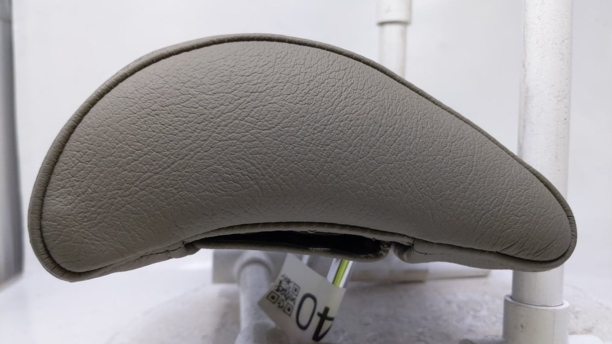 2004 Suzuki Verona Headrest Head Rest Rear Center Seat Gray 47440 - Oemusedautoparts1.com