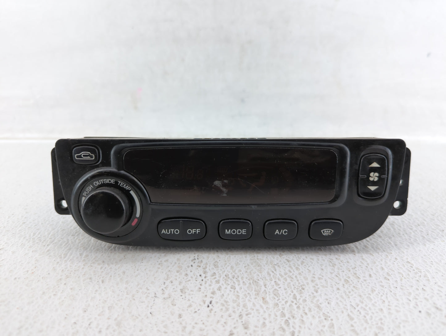 2004 Suzuki Verona Climate Control Module Temperature AC/Heater Replacement P/N:96392751 Fits OEM Used Auto Parts - Oemuseda