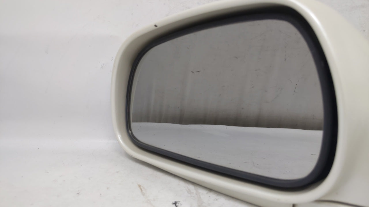 2004-2006 Suzuki Verona Driver Side View Mirror - Left Door Mirror OEM Used - Oemusedautoparts1.com