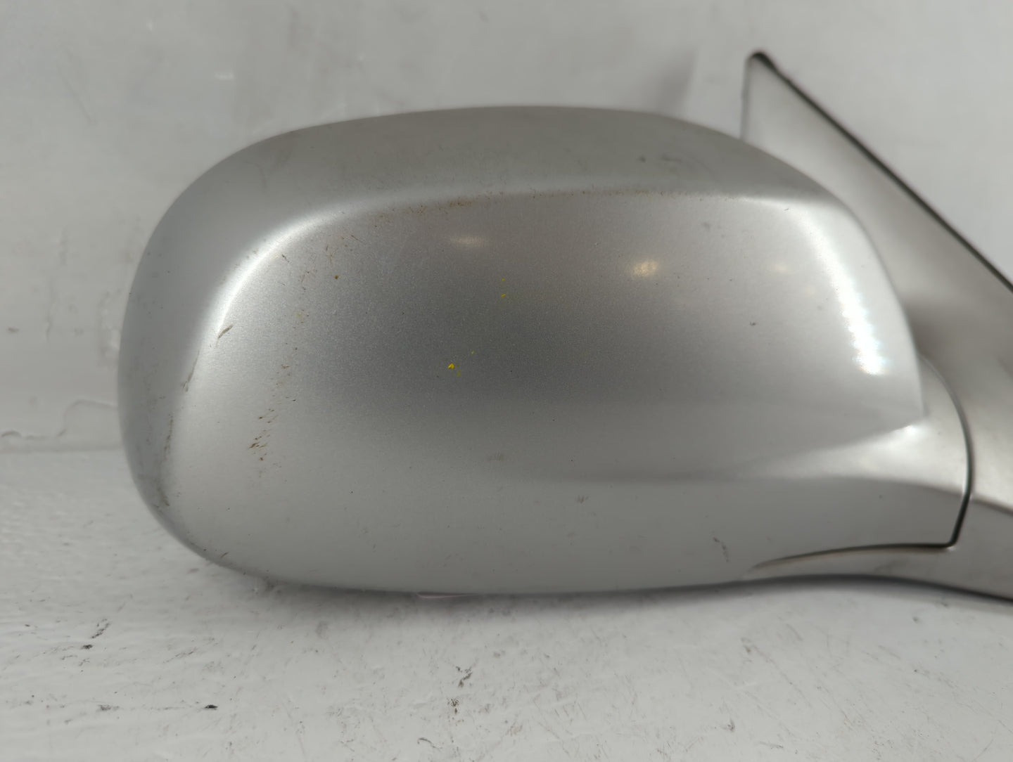 2004-2006 Suzuki Verona Passenger Side View Mirror - Right Door Mirror OEM Used - Oemusedautoparts1.com