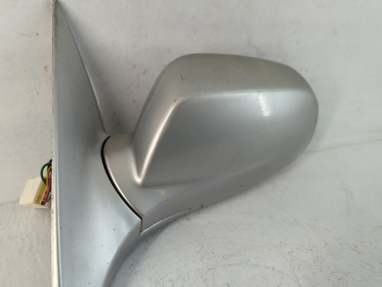 2004-2006 Suzuki Verona Driver Side View Mirror - Left Door Mirror OEM Used - Oemusedautoparts1.com