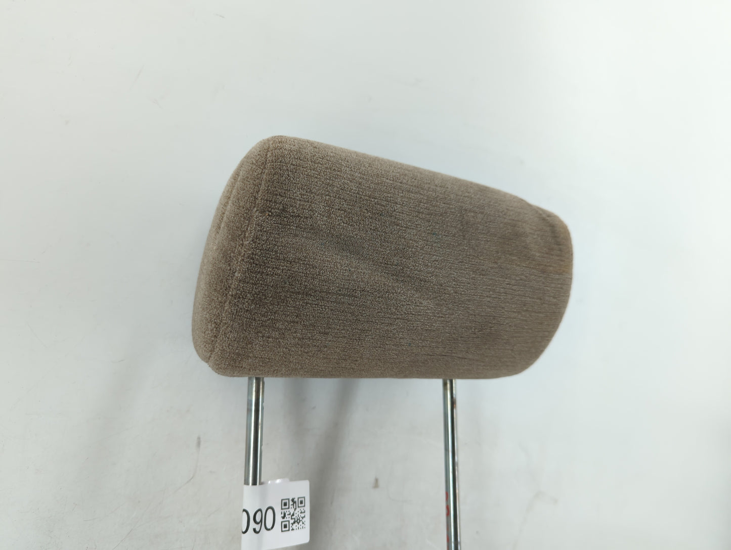2004 Suzuki Xl-7 Headrest Head Rest Front Driver Passenger Seat Fits OEM Used Auto Parts - Oemusedautoparts1.com