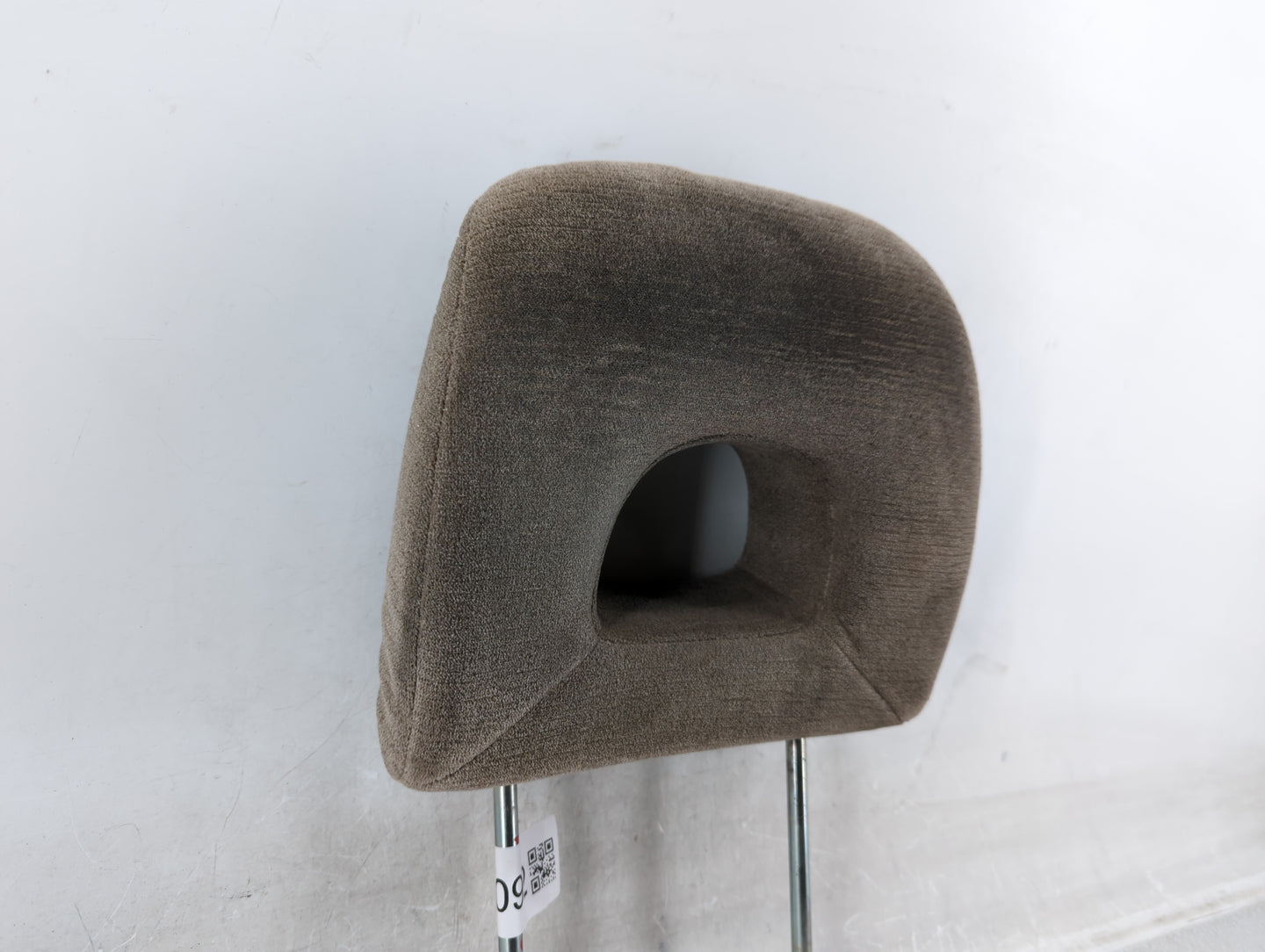 2004 Suzuki Xl-7 Headrest Head Rest Front Driver Passenger Seat Brown - Oemusedautoparts1.com