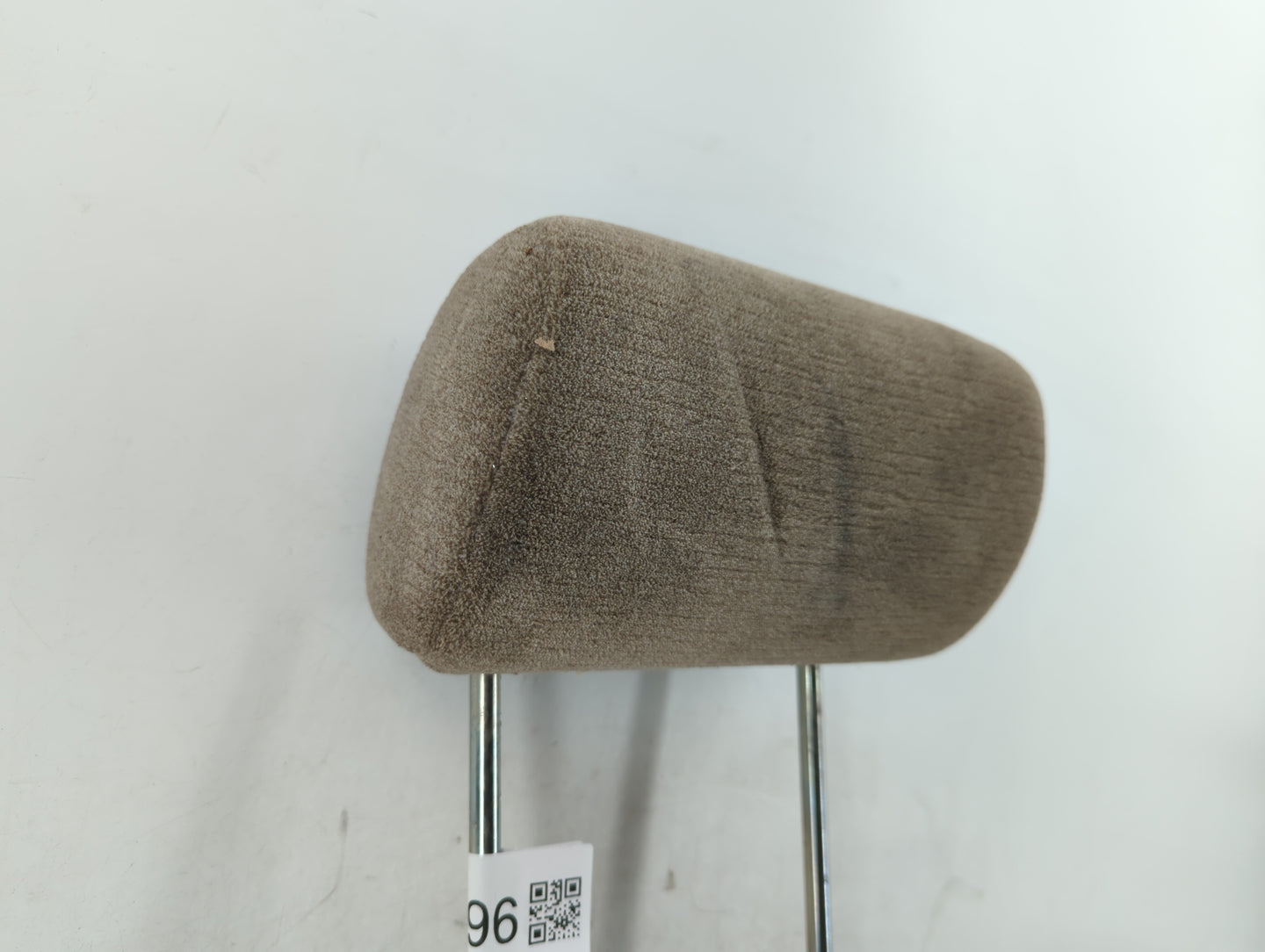 2004 Suzuki Xl-7 Headrest Head Rest Front Driver Passenger Seat Fits OEM Used Auto Parts - Oemusedautoparts1.com