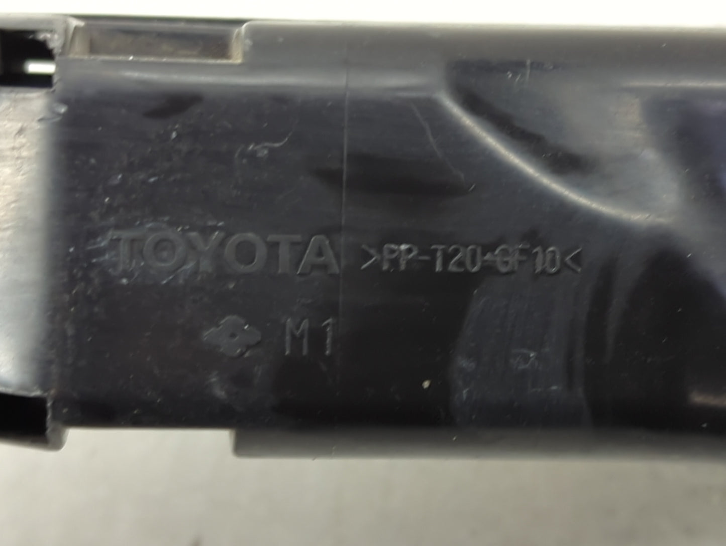 2002-2004 Toyota Avalon Fusebox Fuse Box Panel Relay Module Fits Fits 2002 2003 2004 OEM Used Auto Parts - Oemusedautoparts1