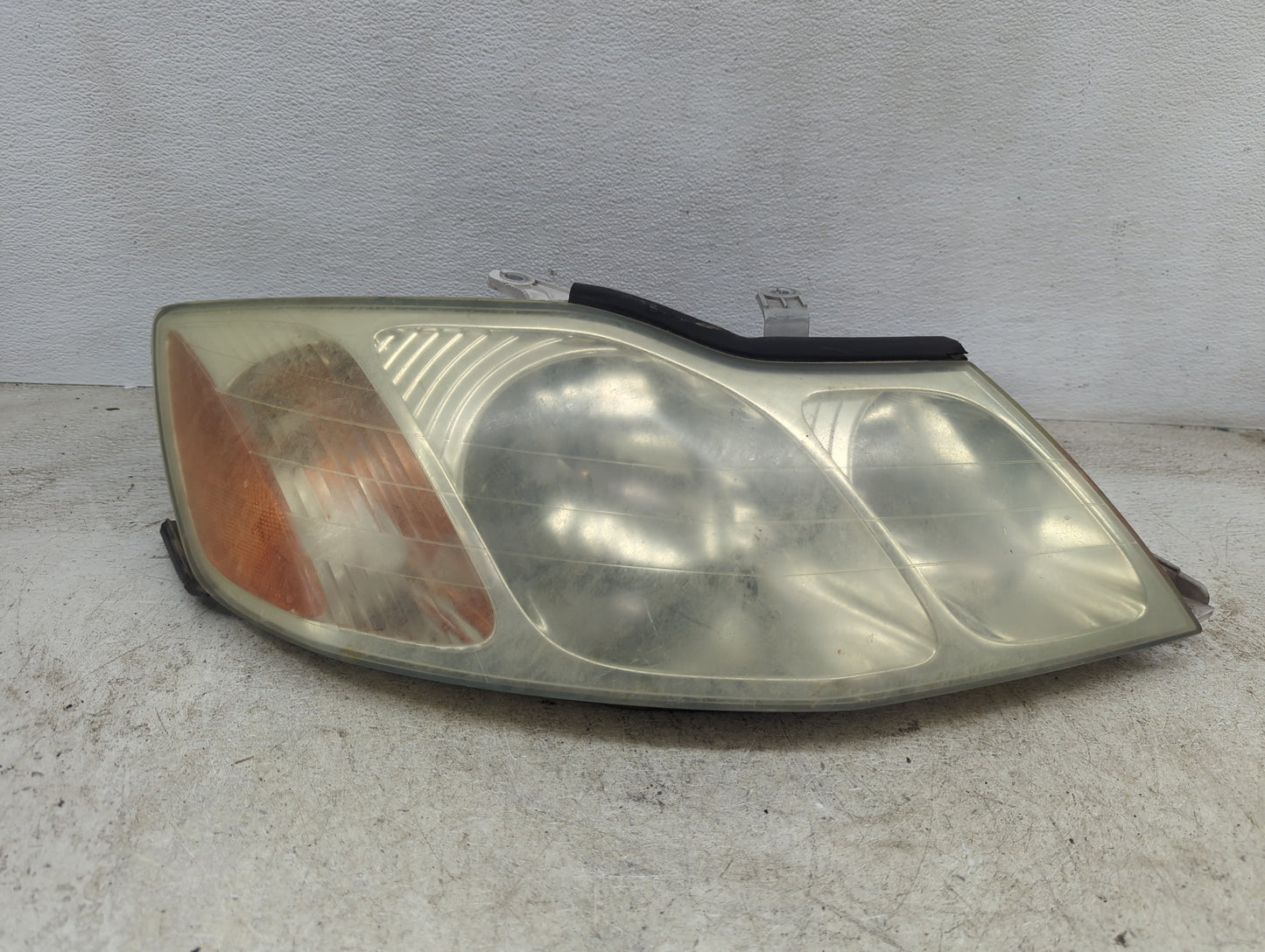 2000-2004 Toyota Avalon Passenger Right Oem Head Light Headlight Lamp - Oemusedautoparts1.com